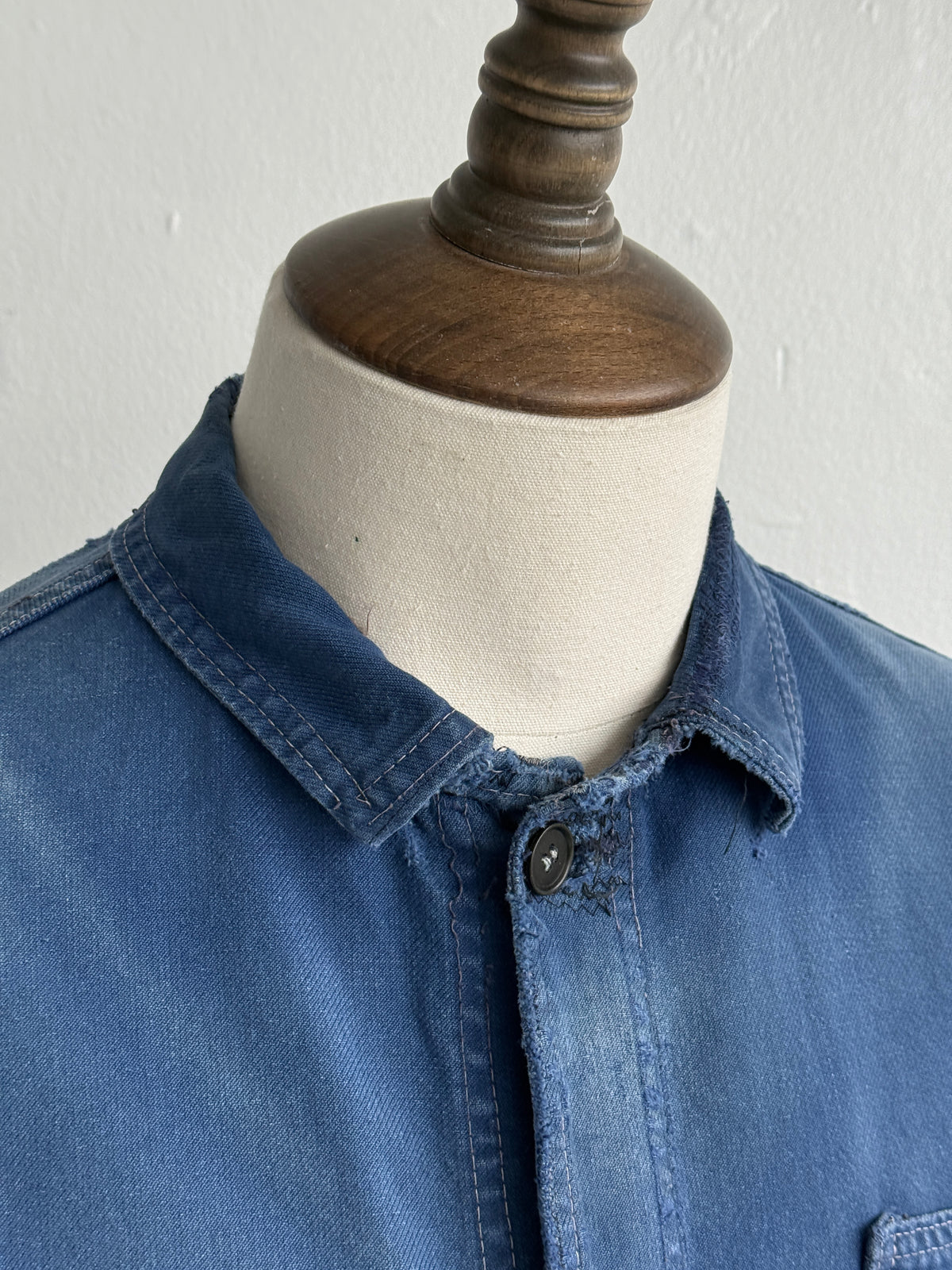 Thrashed Blue French 1960s Vintage Workwear Chore Jacket CH446 - Small