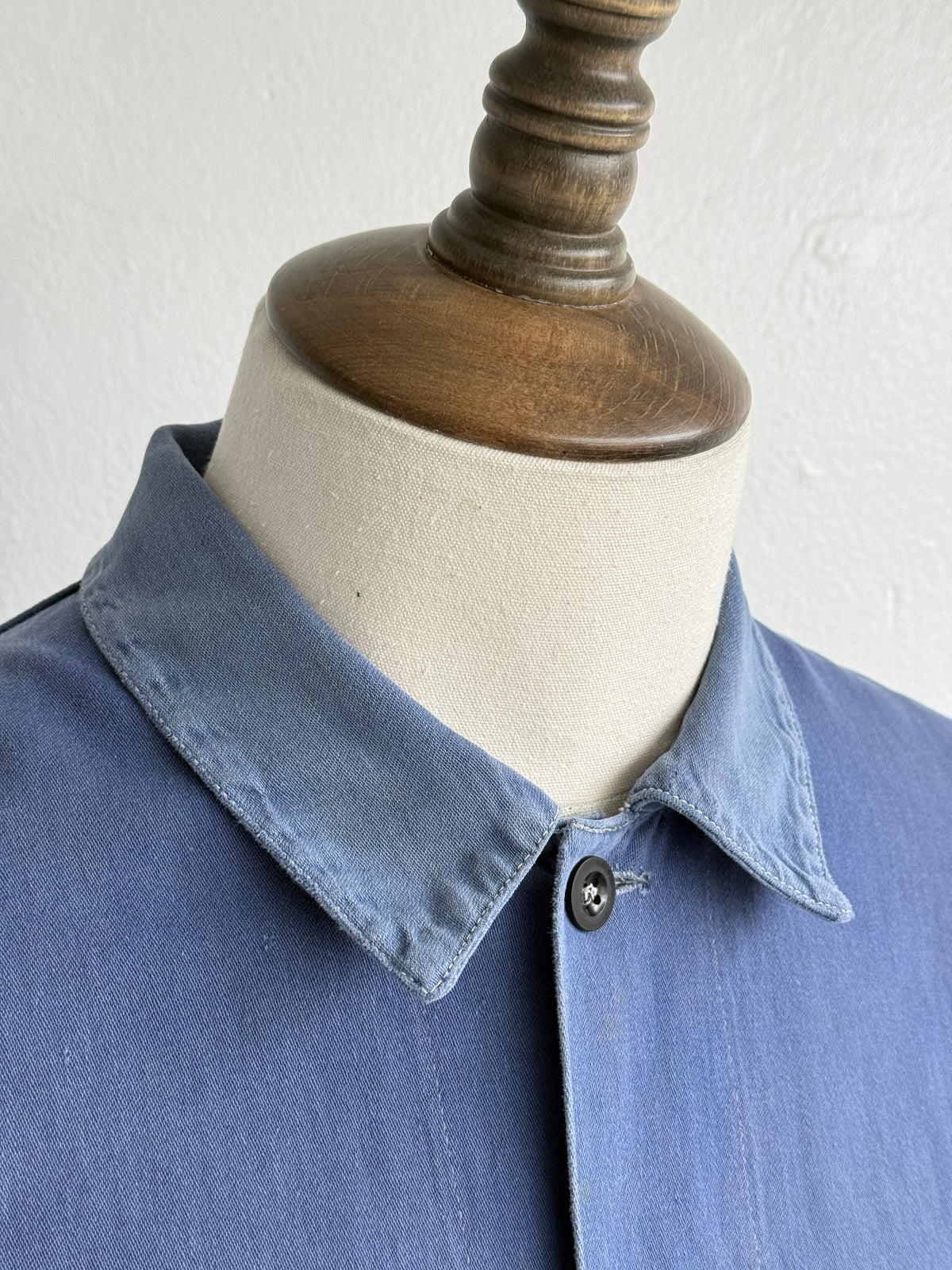 Thrashed Blue French 1950's Vintage Workwear Chore Jacket CH535 - Medium