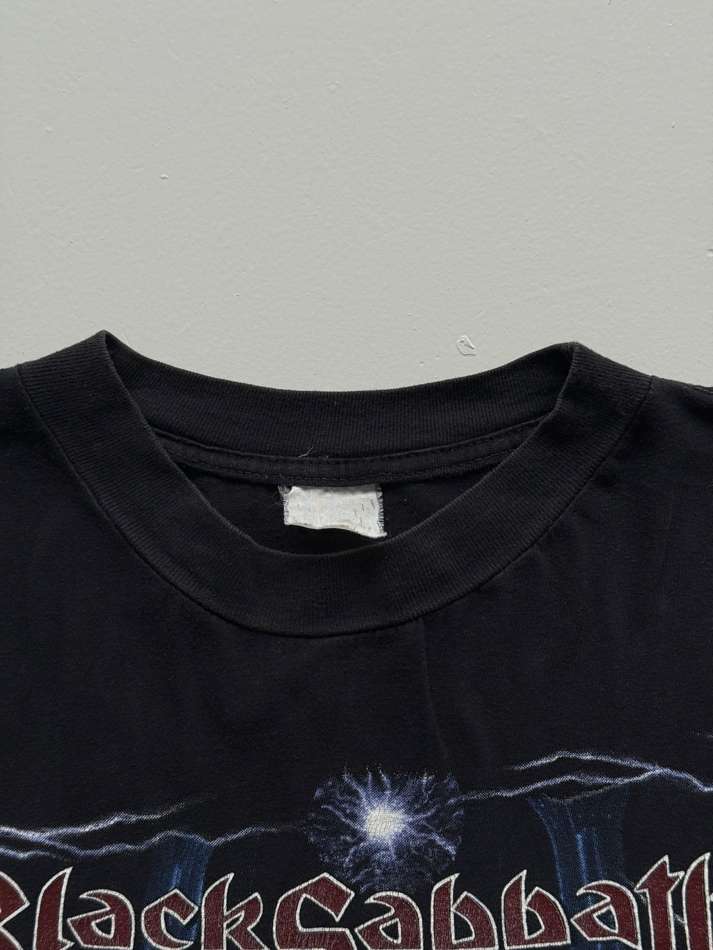 Black Sabbath 90's Vintage European Tour Graphic Band T-Shirt - Cropped XL