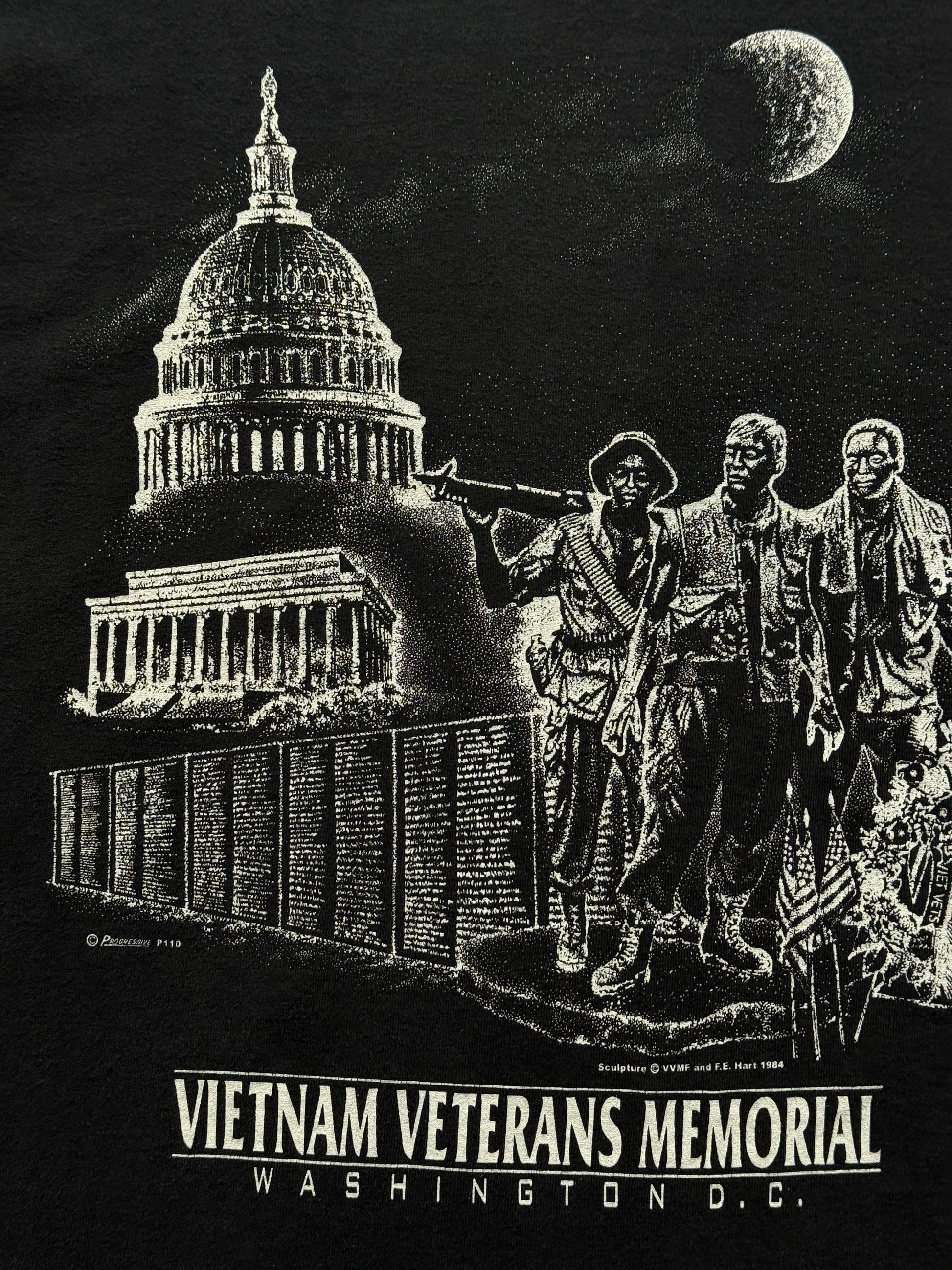 Black Vietnam 90's Vintage Graphic Single Stitch Tourist T-Shirt - Medium