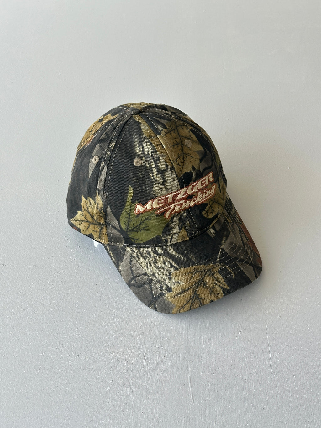 Camo Metzger Trucking 90's Vintage SnapBack Trucker Cap