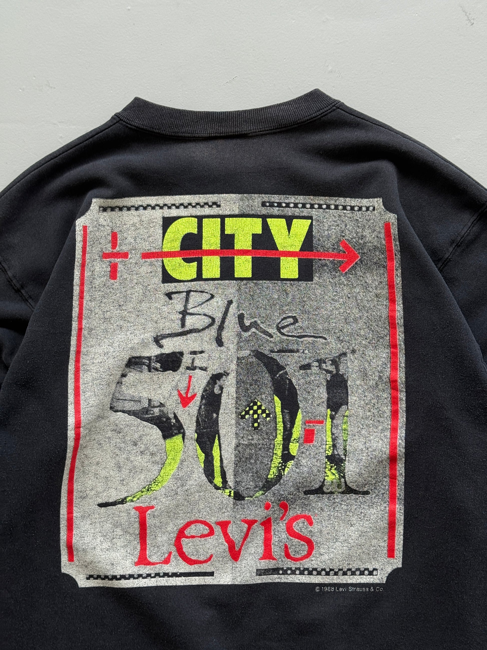 Levi's 501 City Blue 80's Vintage Graphic Sweatshirt - Medium