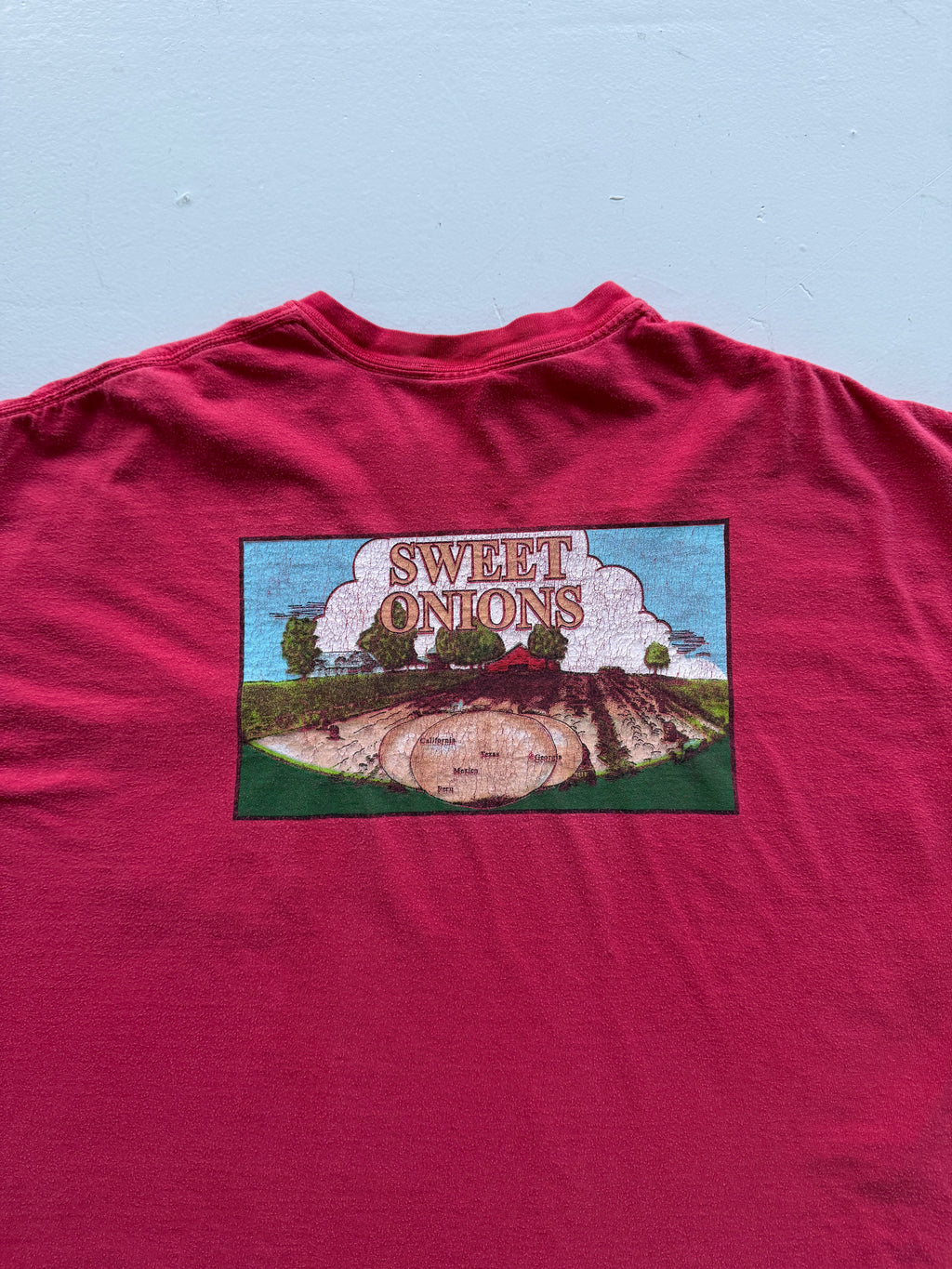 Faded Red California 90's Vintage Farming Graphic T-Shirt - XL