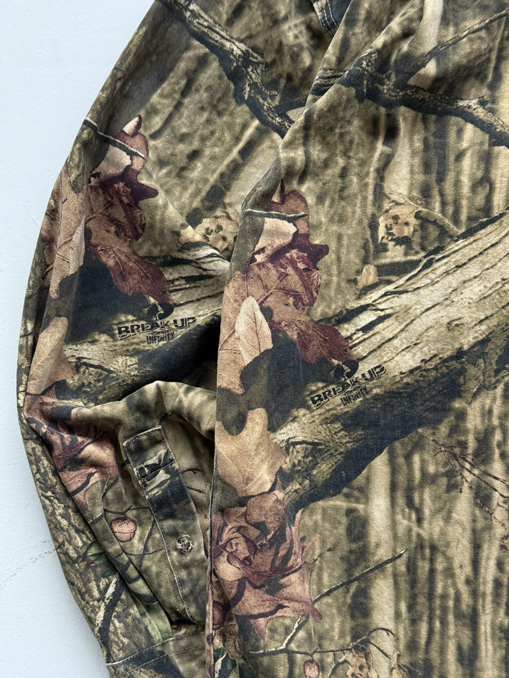Green Real Tree Camo Russell Outdoors 90's Vintage Long Sleeve Shirt - Medium