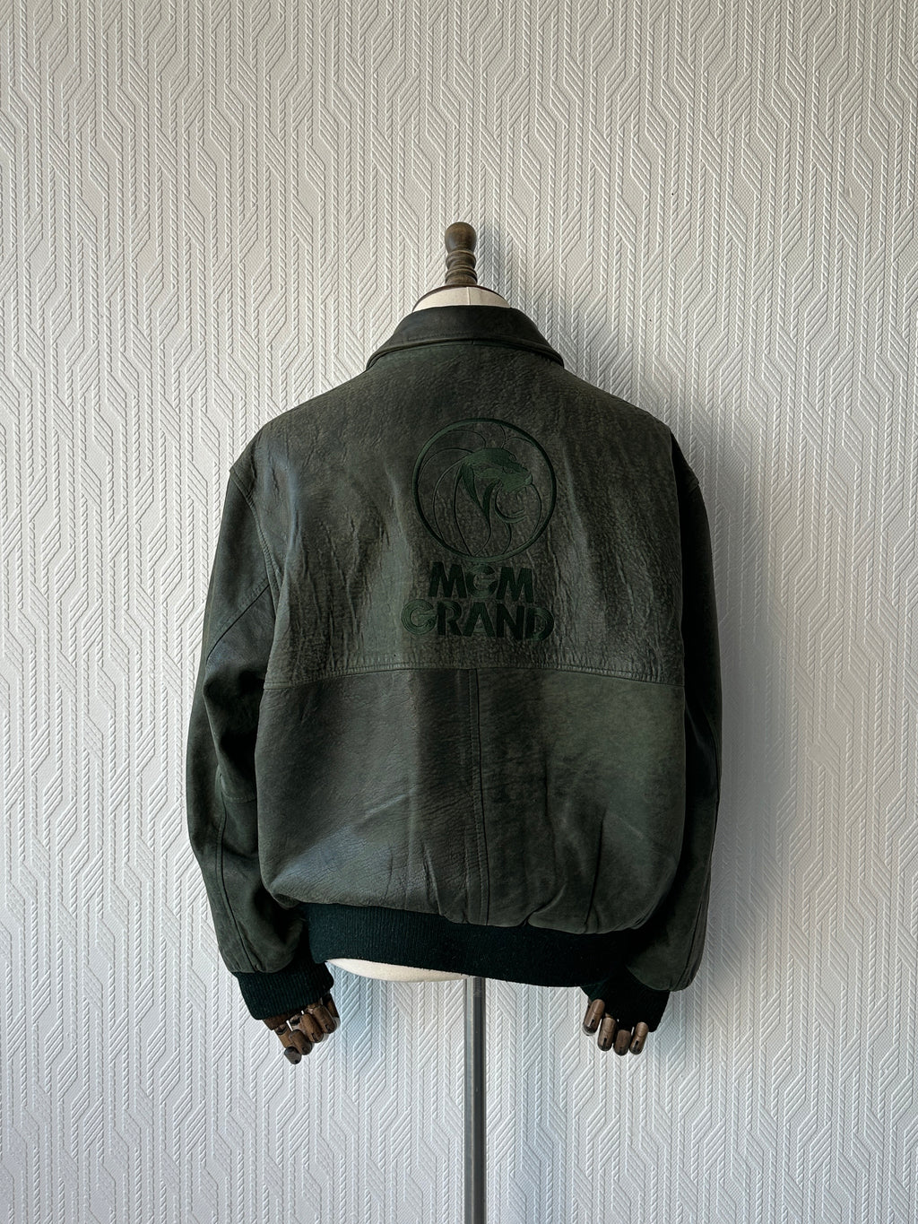 Green MGM Grand 90s Vintage Leather A2 Jacket - XL