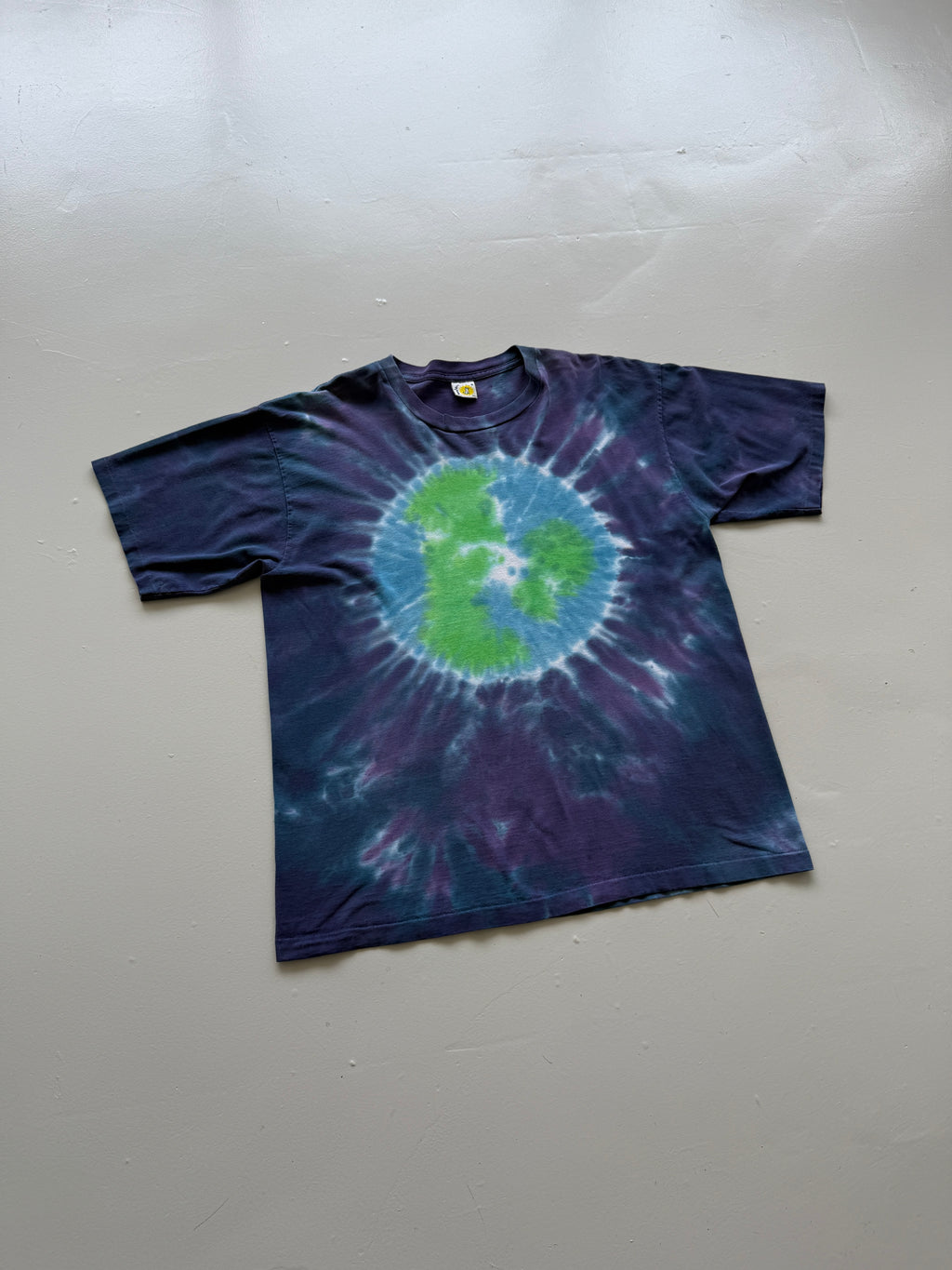 Purple Tie-Dye Earth 90's Vintage Single Stitch T-Shirt - XL
