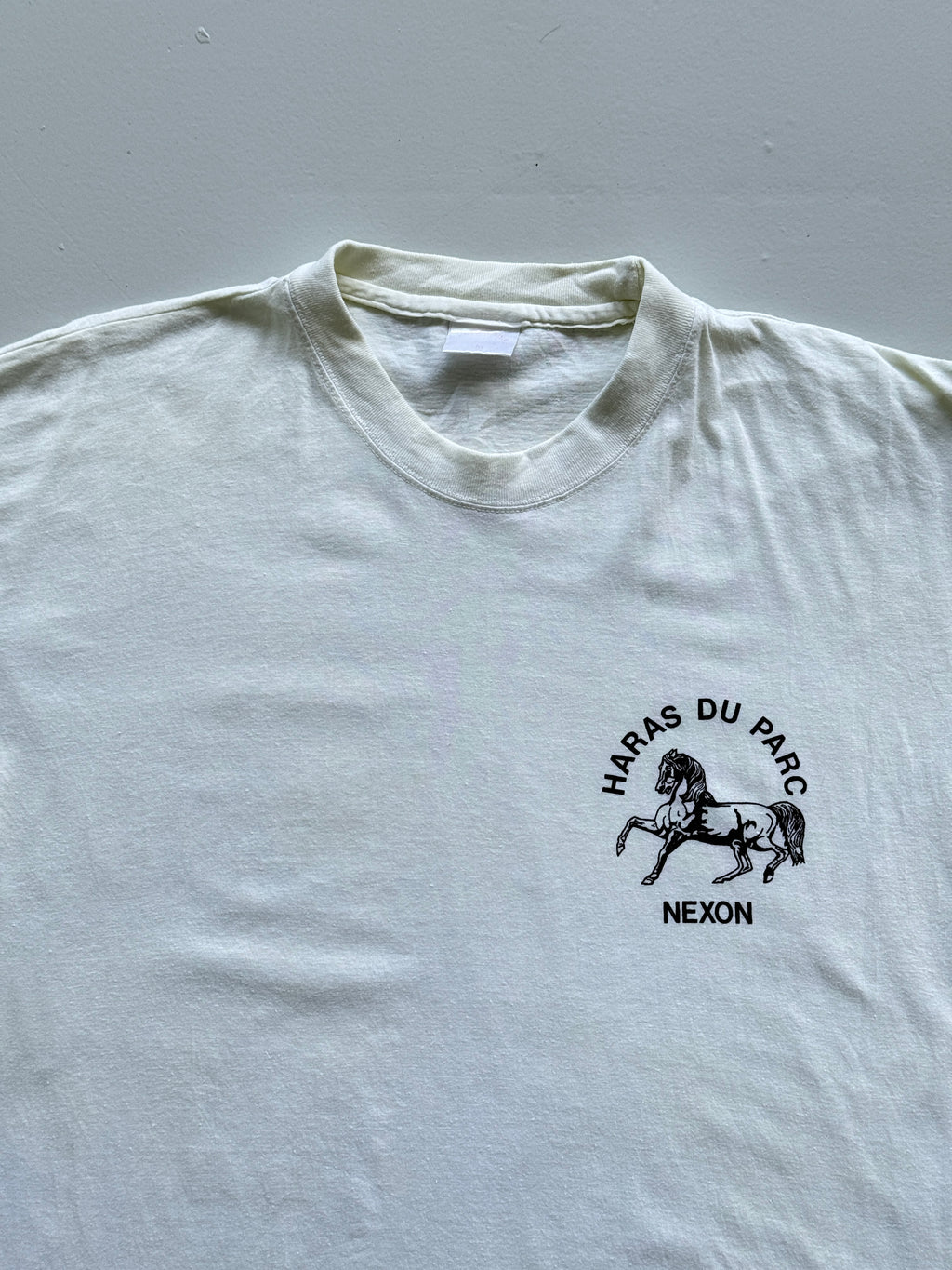 Yellow Haras Du Parc 90's Vintage SingleHorse Graphic T-Shirt - Medium