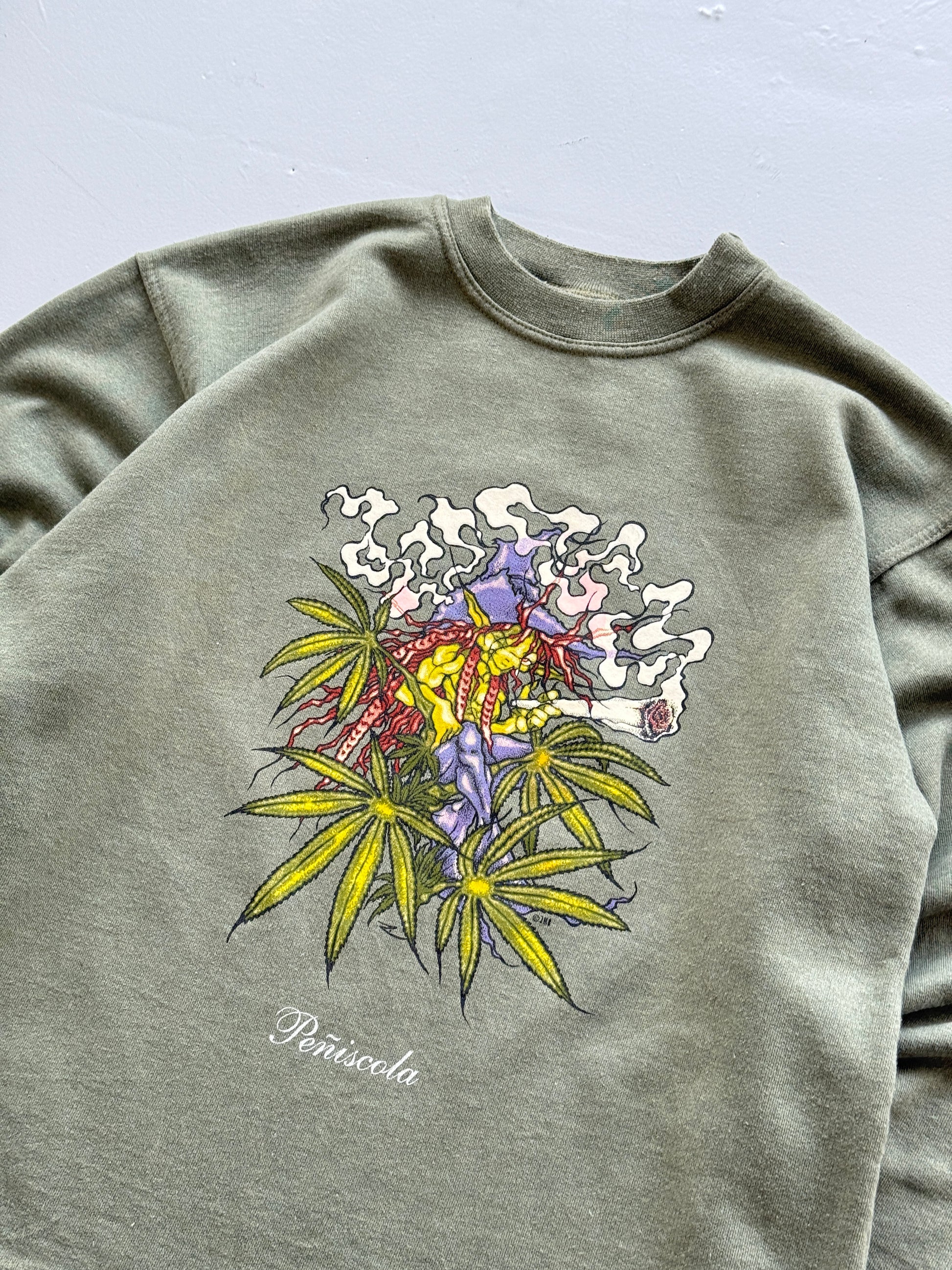 Native World Peñiscola Weed Graphic 90's Vintage Sweatshirt - XS