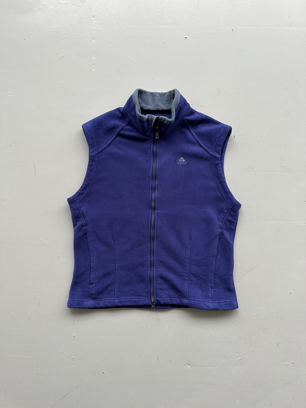 Womens Nike ACG 00's Outdoors Purple Gilet Fleece - Large