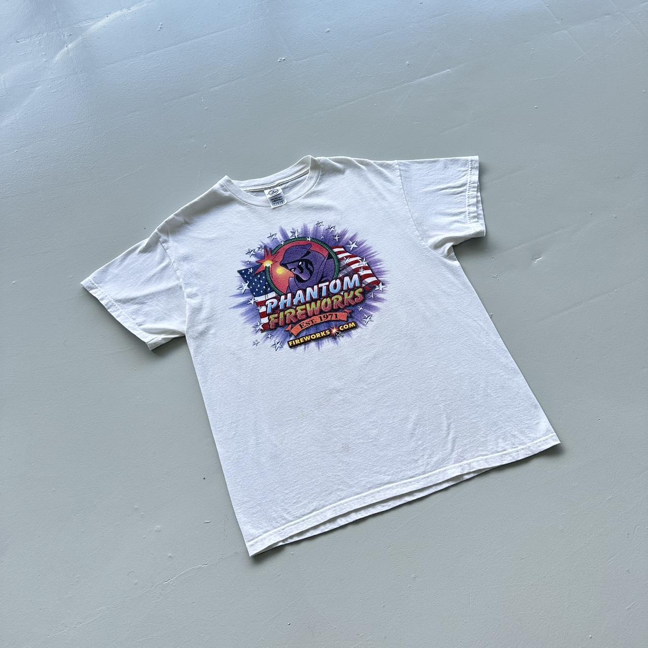 White Phantom Fireworks Vintage 00’s T-shirt - Large