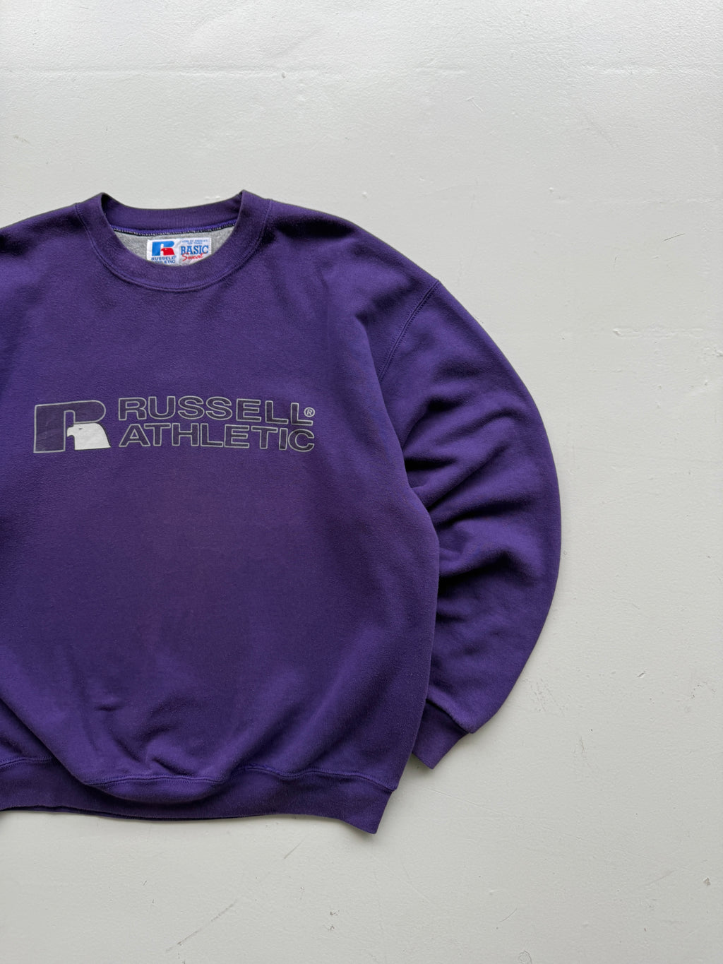 Russell Athletic Basic Sweat 90's Vintage Purple Sweatshirt - Medium