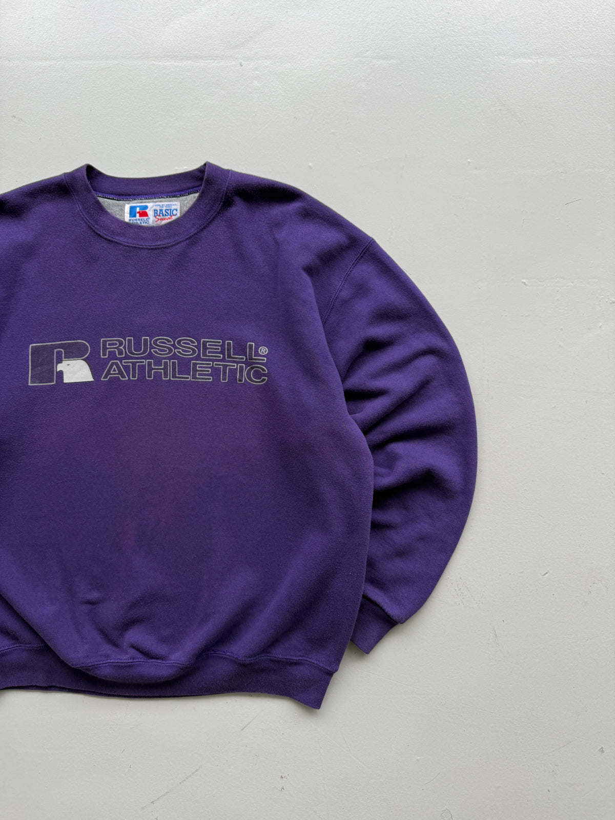 Russell Athletic Basic Sweat 90's Vintage Purple Sweatshirt - Medium