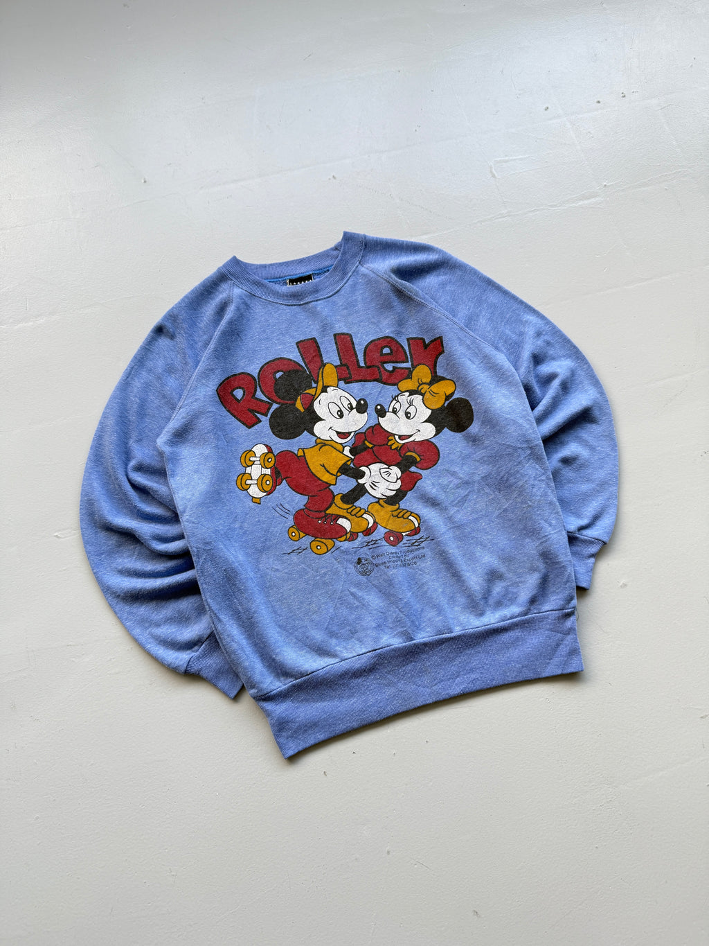 Blue Mickey and Minnie 90's Vintage Disney Graphic Sweatshirt - Small