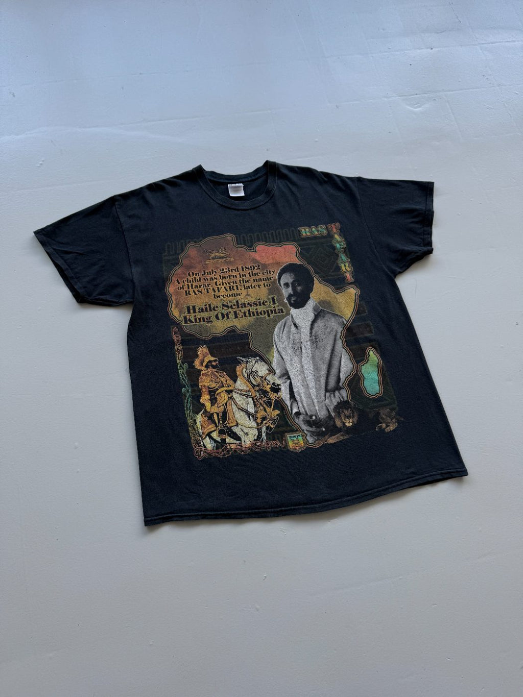 Gildan Haile Selassie I Rastafari 00's Vintage T-Shirt - XL