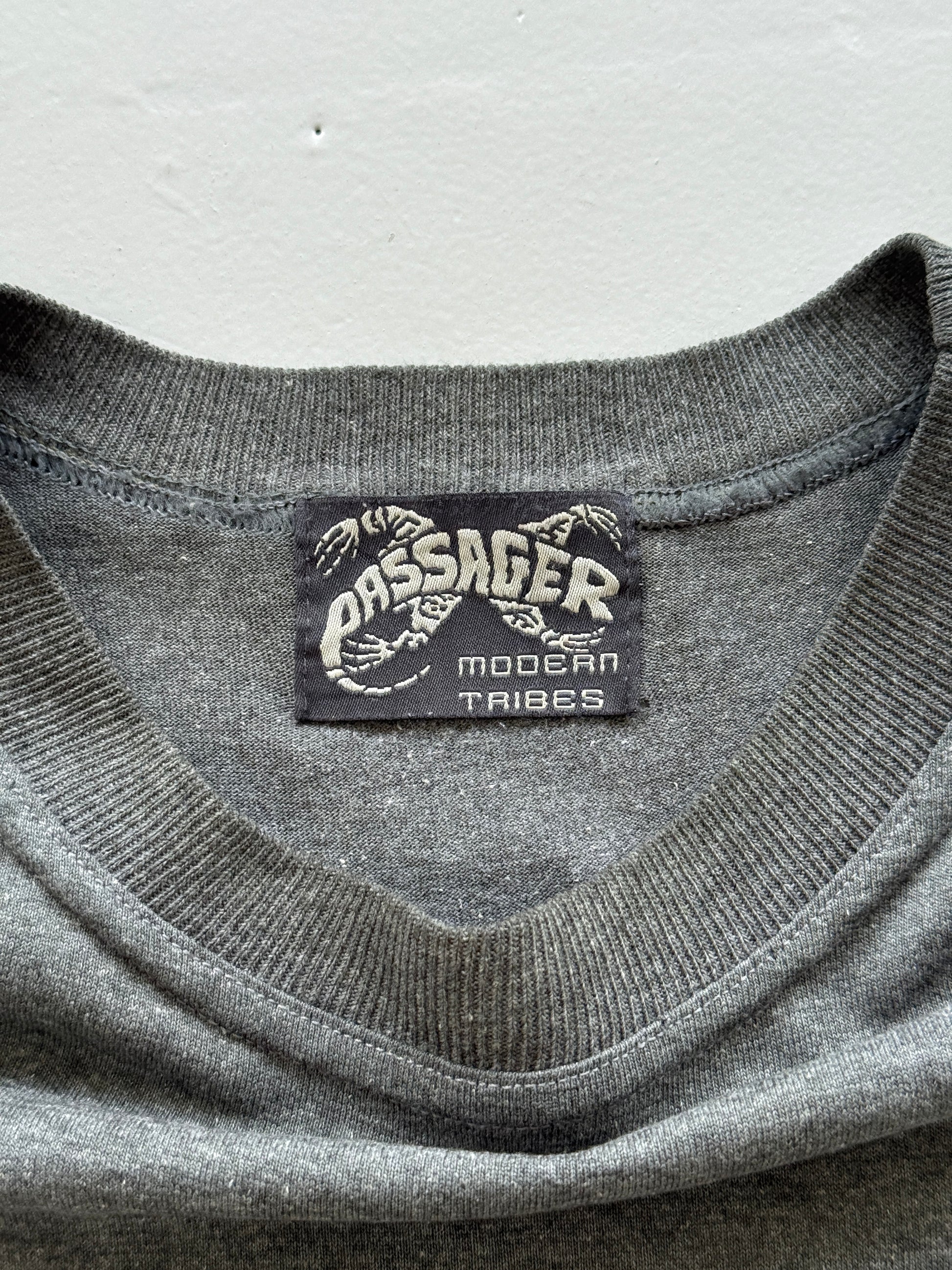 Grey Passager Modern Tribes Scarab Beetle Y2K Vintage Graphic T-Shirt - XL