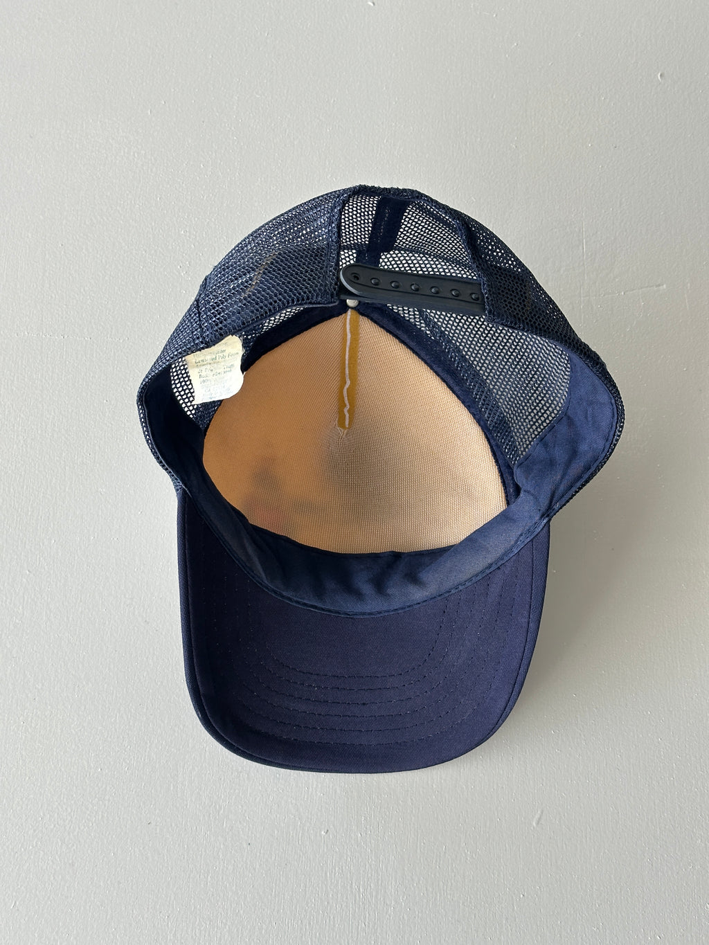 White / Navy Fishing Season 90's Vintage Foam and Mesh SnapBack Trucker Cap