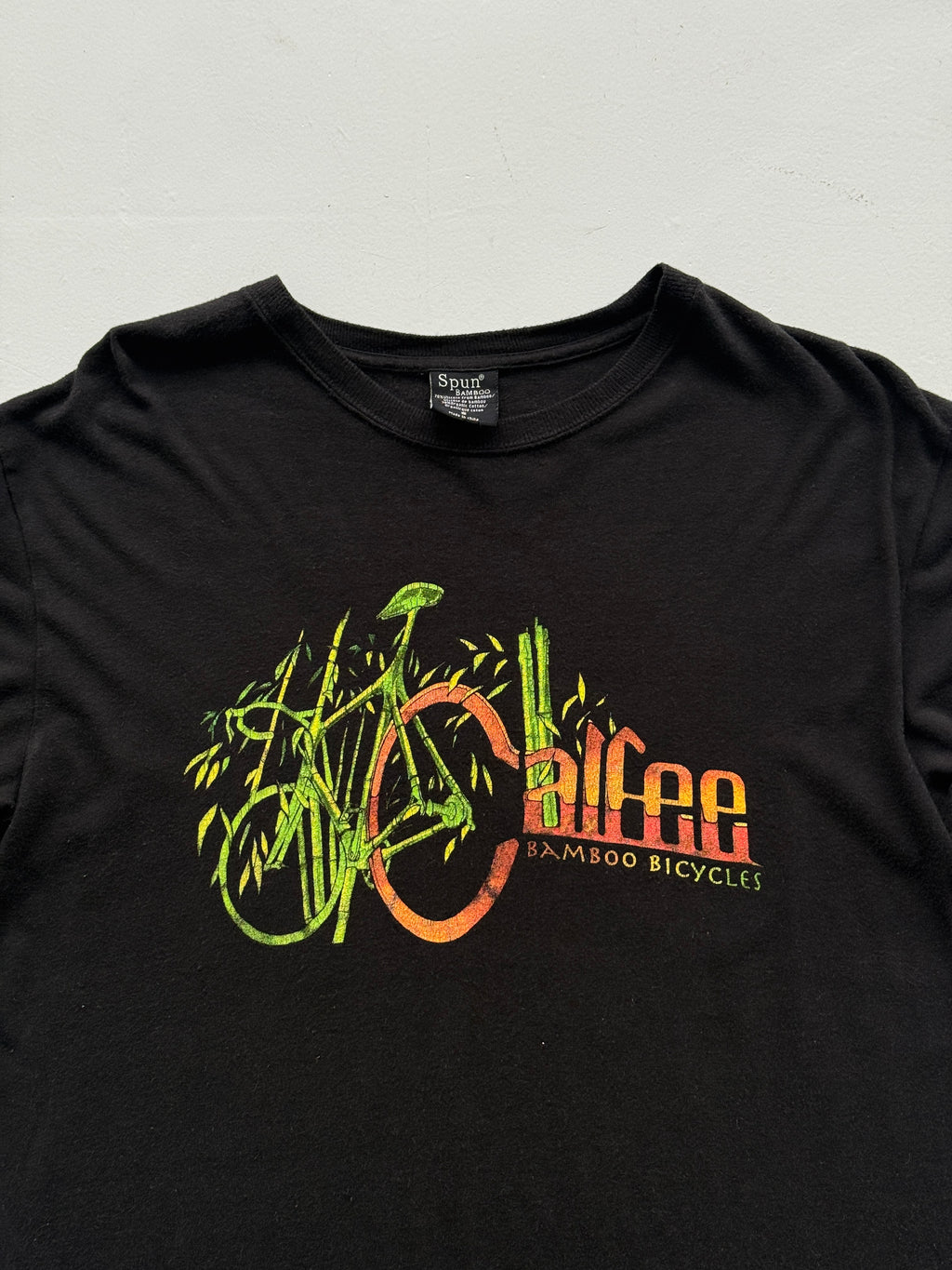Black Bamboo Bicycles 00's Vintage Graphic Tourist T-Shirt - Small