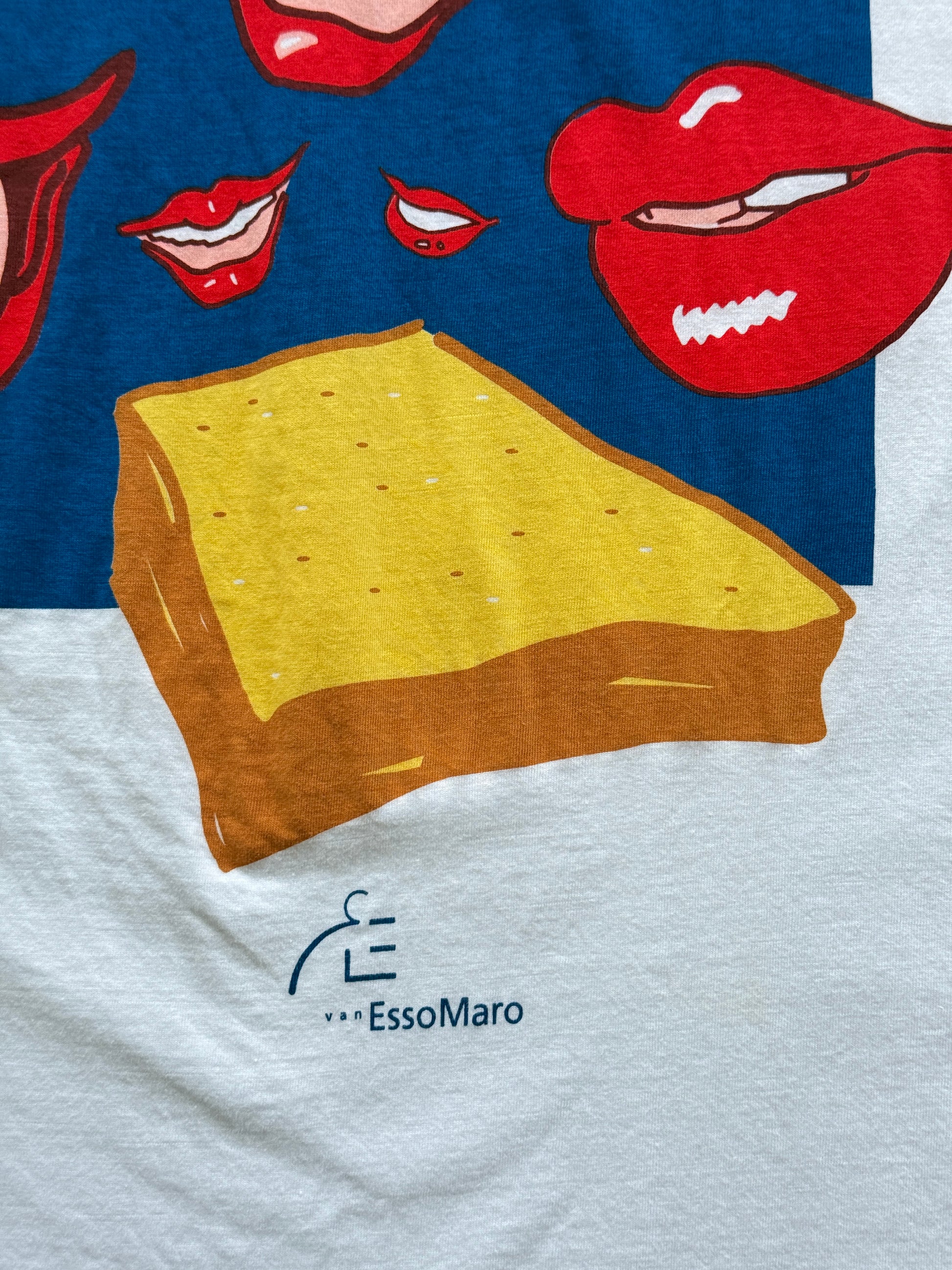 White Lips 90's Vintage Graphic T-Shirt - Large