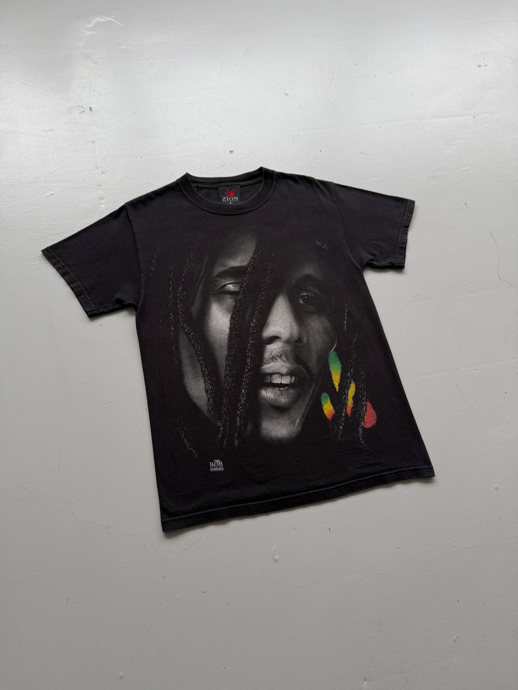 Black Bob Marley Big Face Graphic Vintage T-Shirt - Small