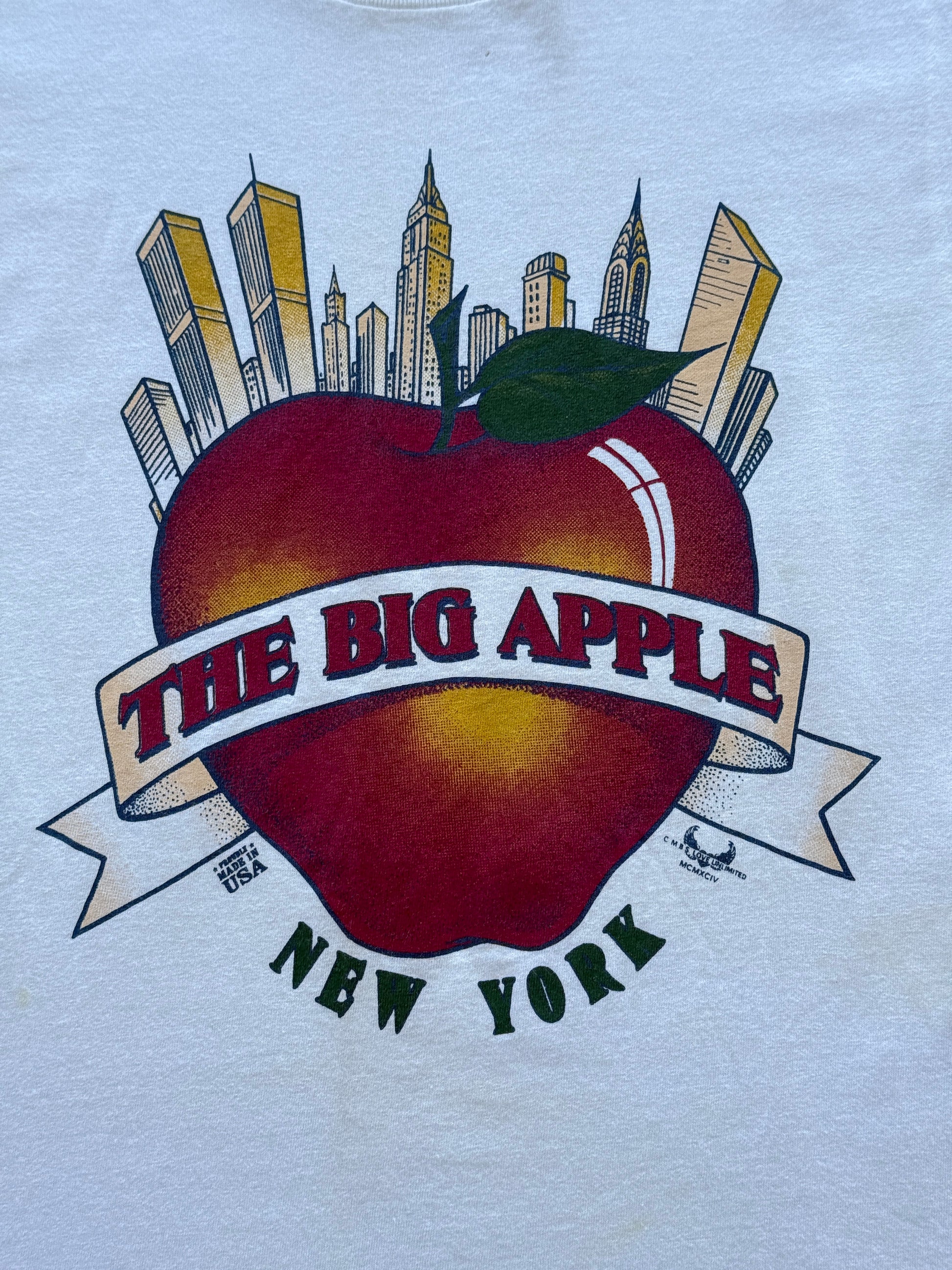 The Big Apple New York Made in USA 90s Vintage Single Stitch T-Shirt - Medium
