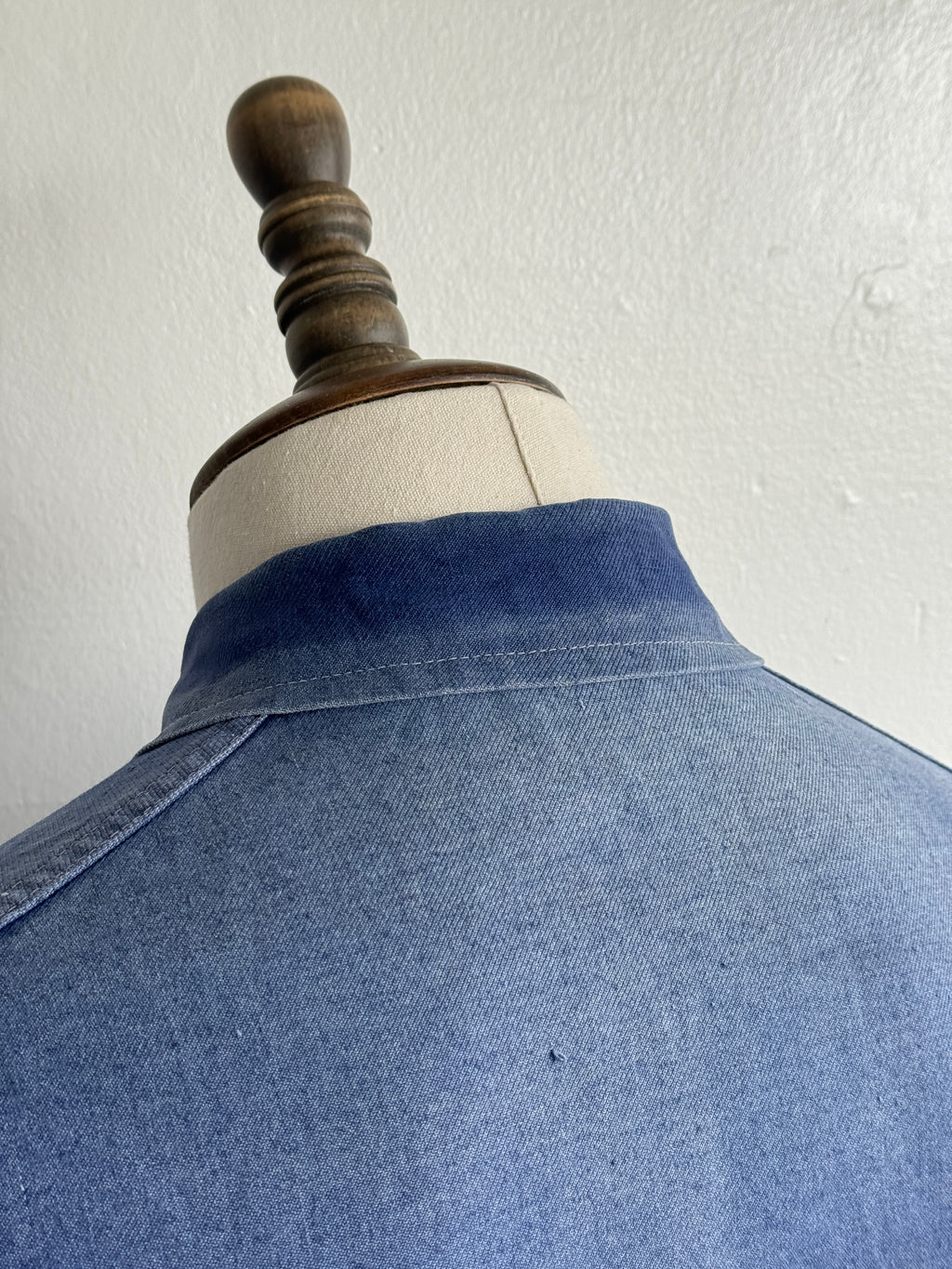 Thrashed Blue French 1950s/60s Vintage Workwear Chore Jacket CH533 - XS