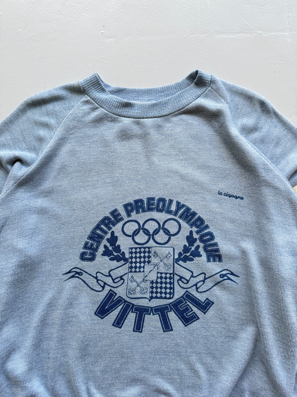 Light Blue La Ciqoqne 80's Vintage Graphic Olympic Sweatshirt Jumper - Medium