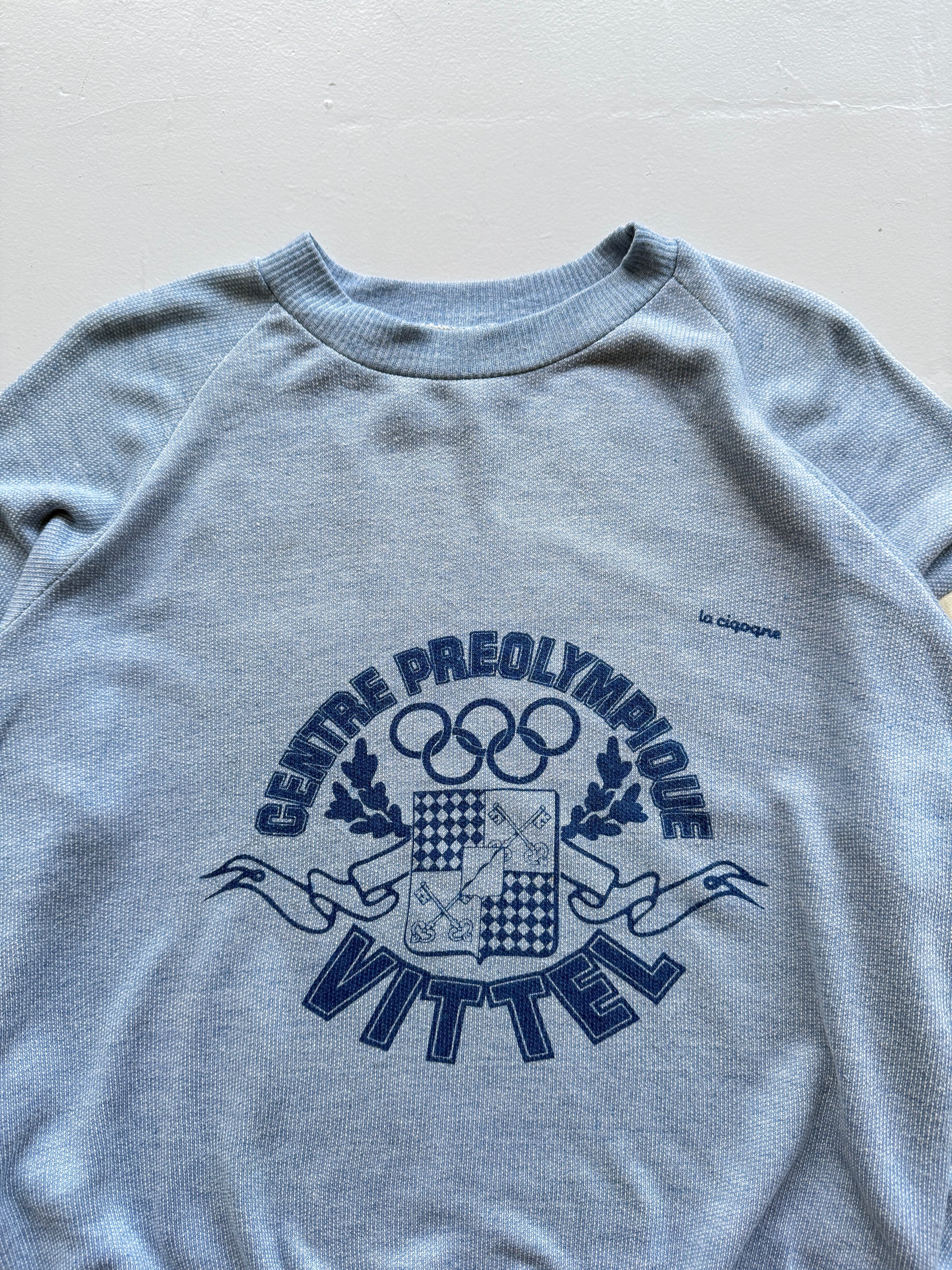 Light Blue La Ciqoqne 80's Vintage Graphic Olympic Sweatshirt Jumper - Medium