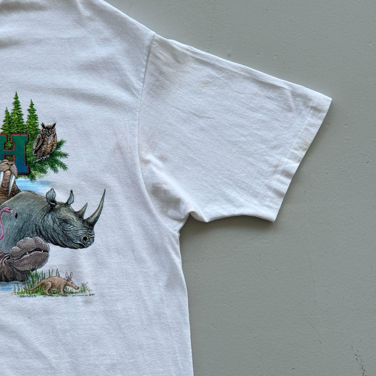 White Earth Day 90s Vintage Graphic T-Shirt - 2XL