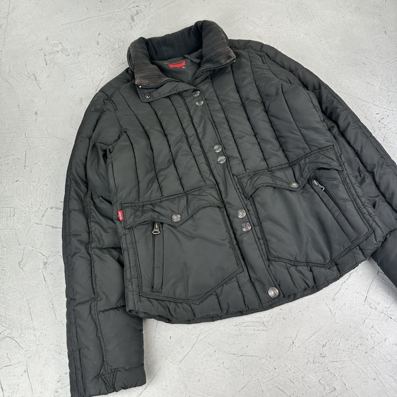 Levi’s Black Y2K Puffer Jacket - Medium
