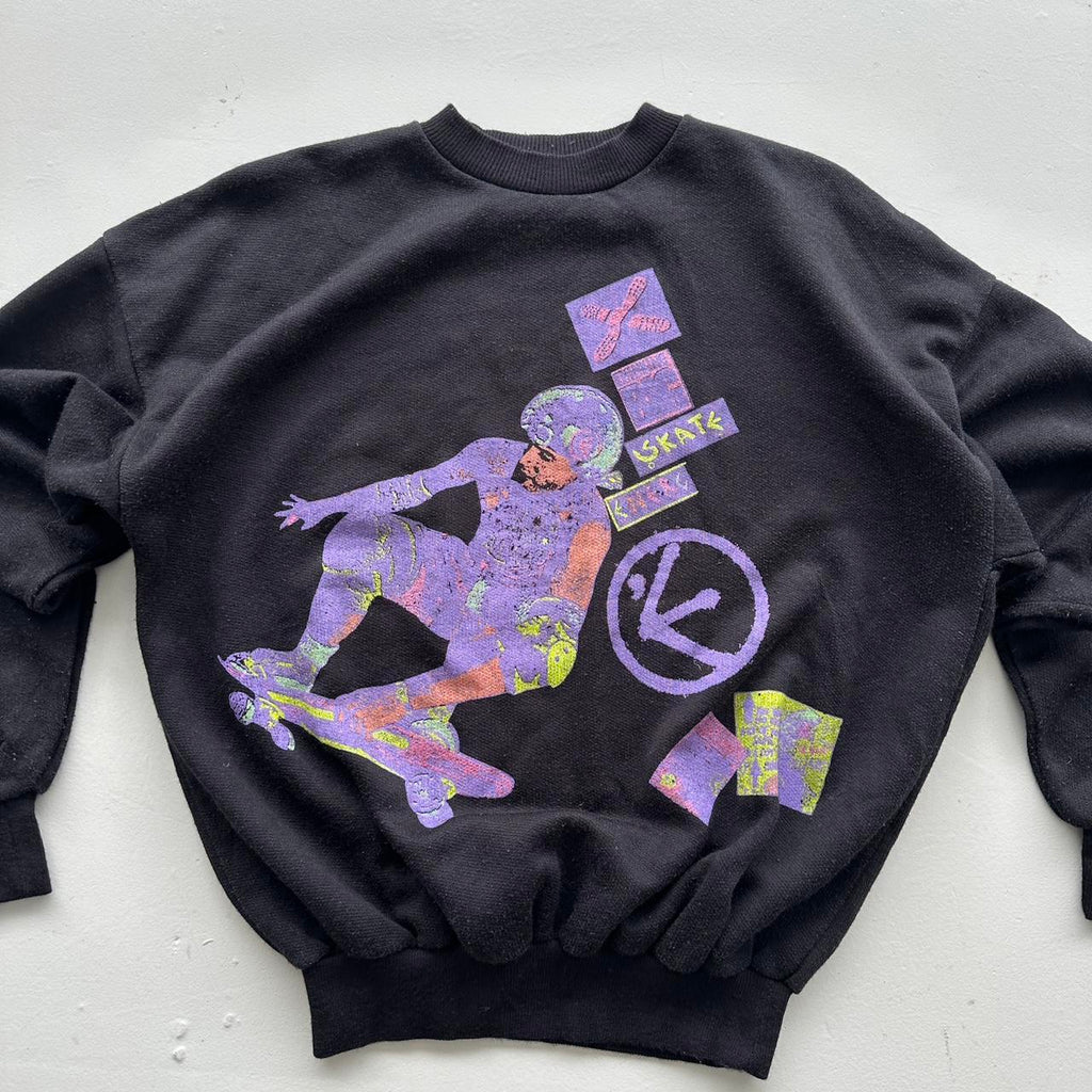 Black Skateboarding 90’s Vintage Graphic Sweatshirt - Small