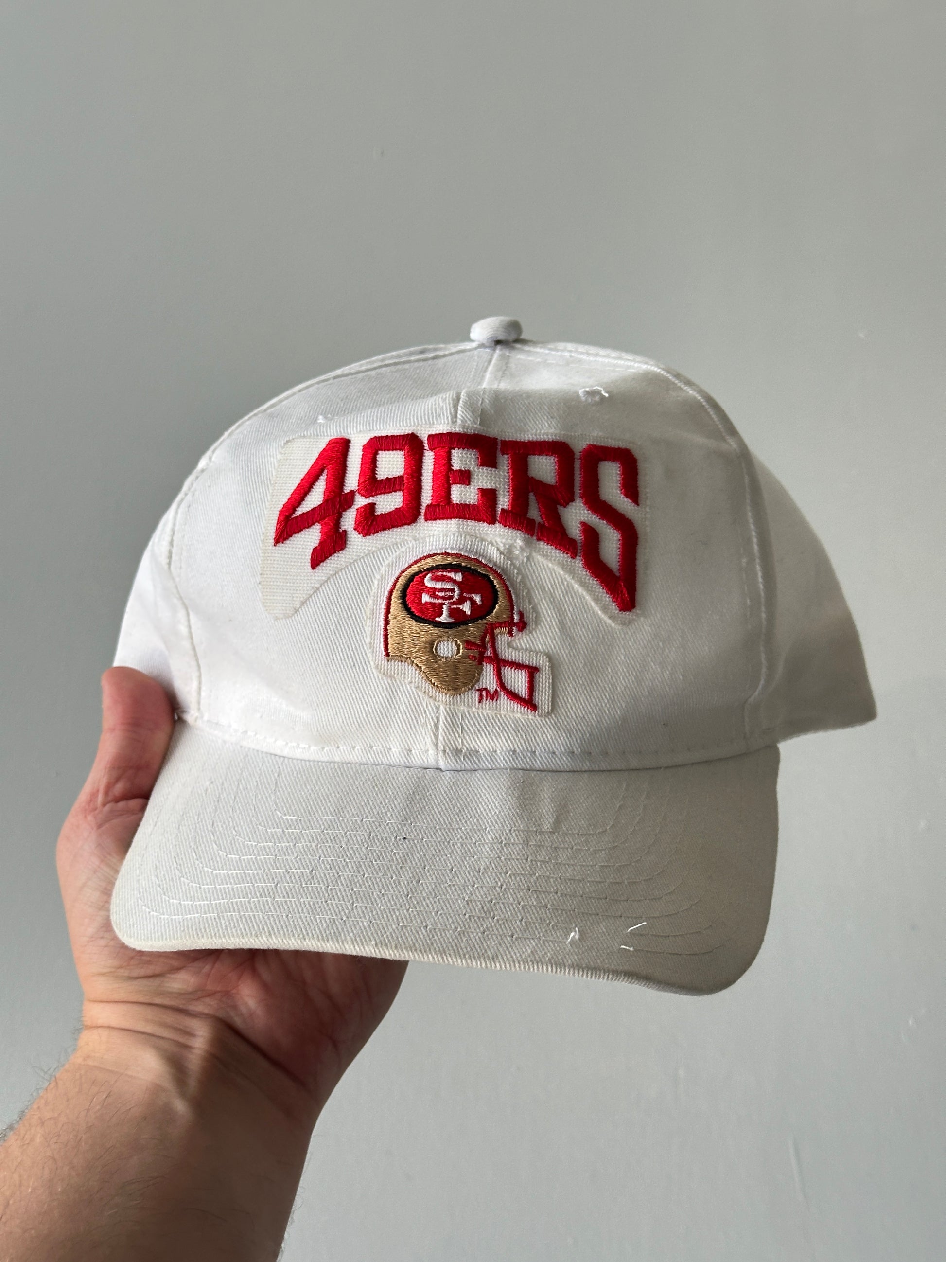White New Era San Francisco 49ers 80's Vintage SnapBack Trucker Cap
