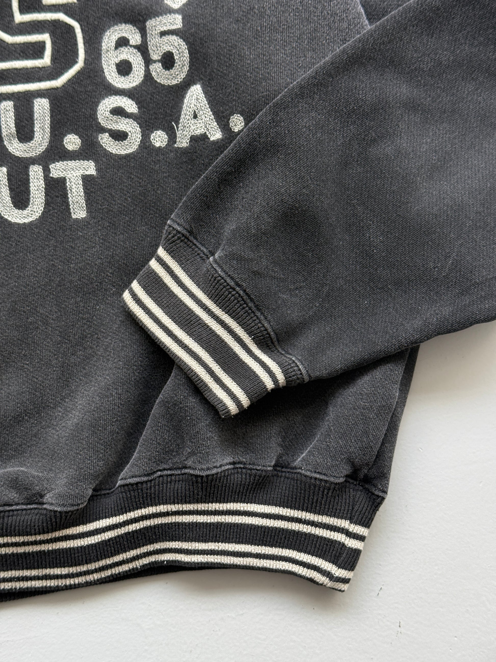 Indian Scout Motorcycles Made in USA 90's Vintage Sweatshirt - Small