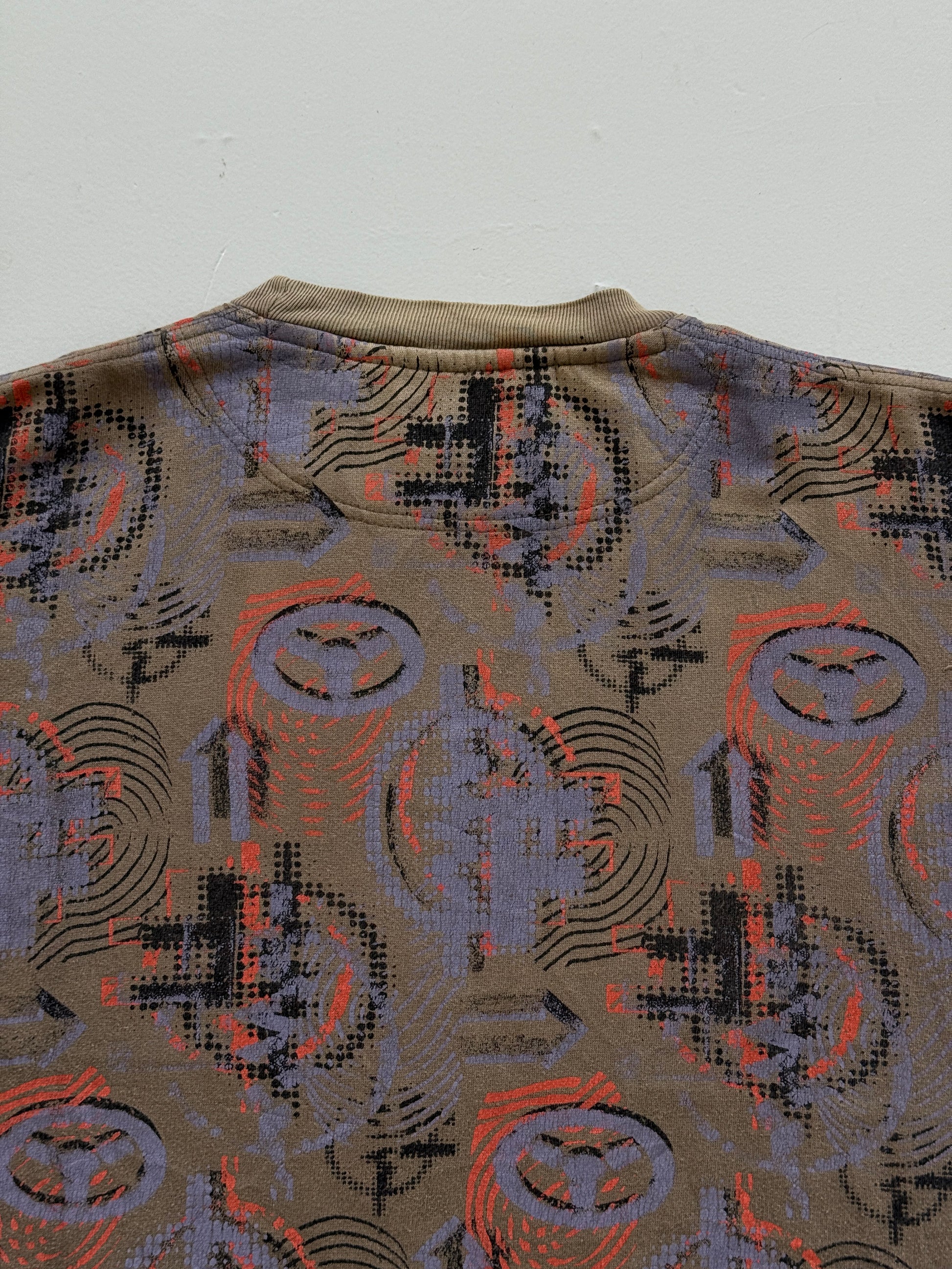 Surfwear All-Over Print 90's Vintage Sweatshirt - Medium