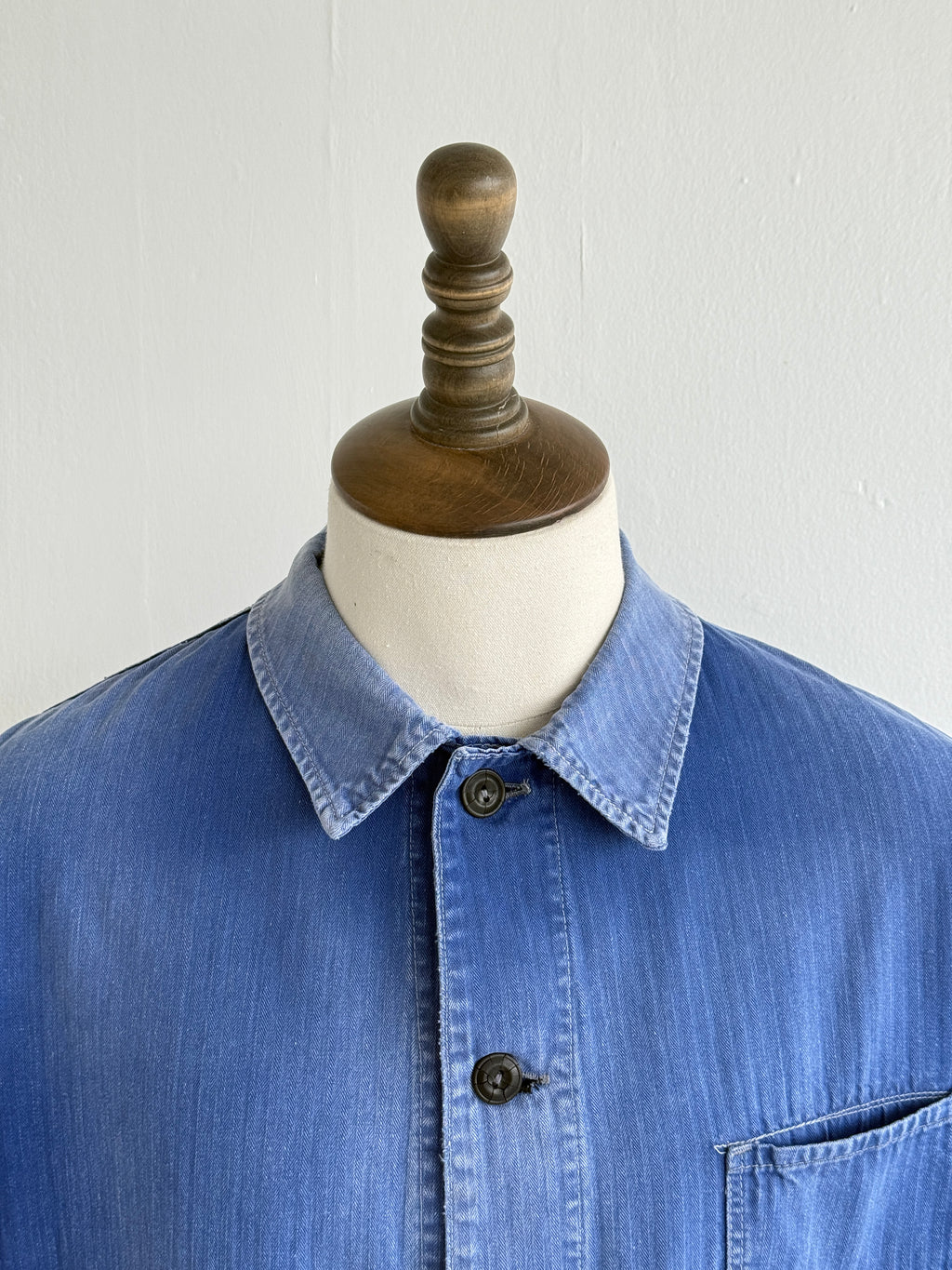 Faded Blue Herringbone French Vintage Workwear Chore Jacket CH385 - Medium