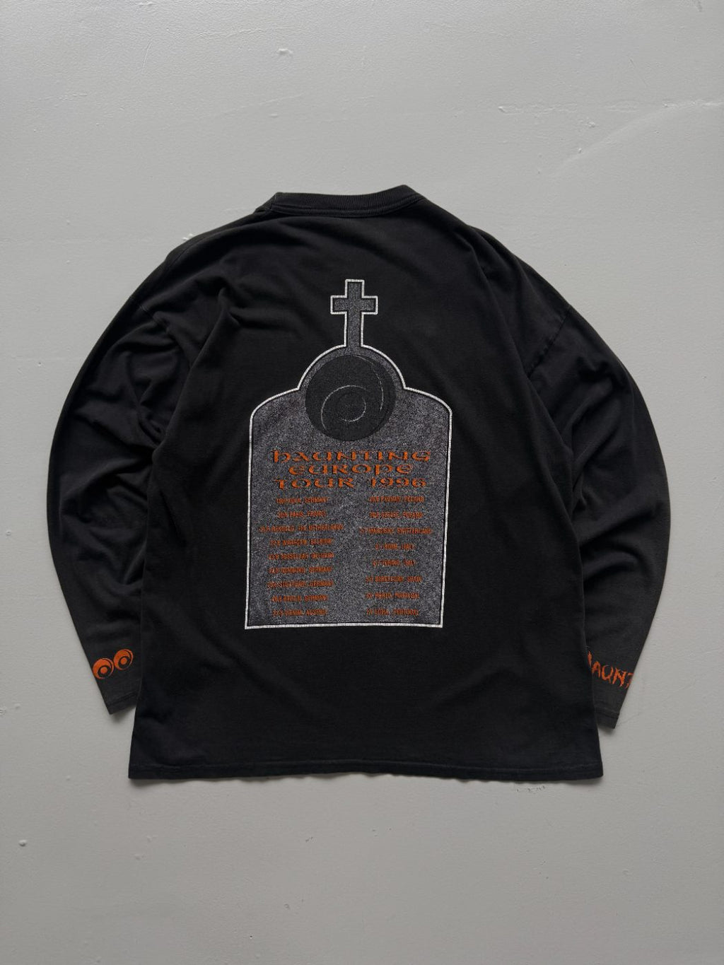 Six Feet Under Haunting Europe Tour 1996 Vintage Long Sleeve Band T-Shirt - Larg