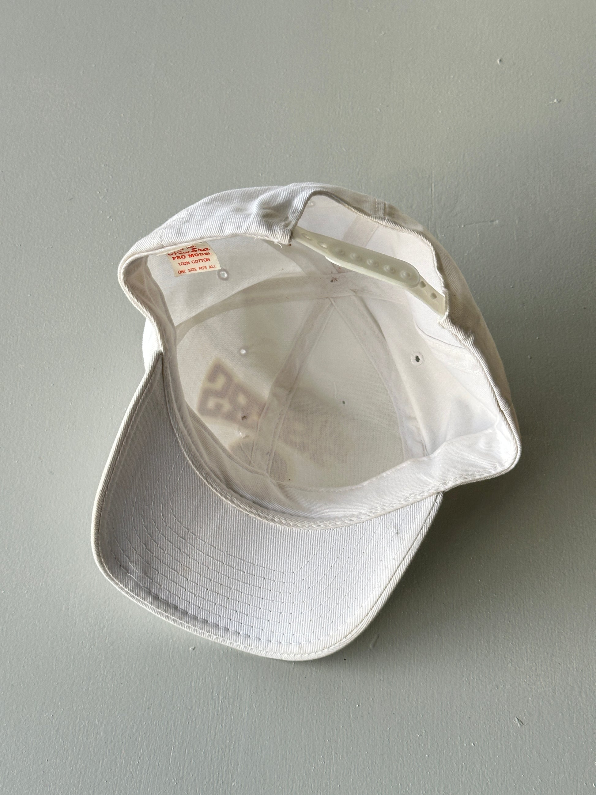 White New Era San Francisco 49ers 80's Vintage SnapBack Trucker Cap