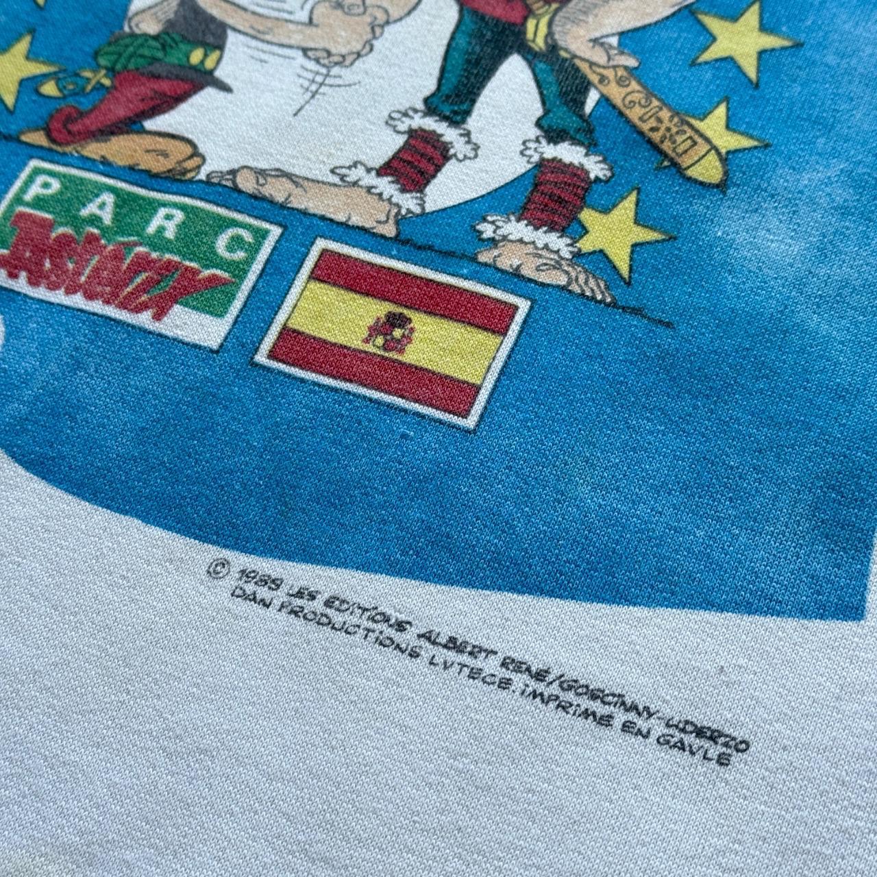 White Asterix Euro 80's Cartoon Vintage Sweatshirt - Medium