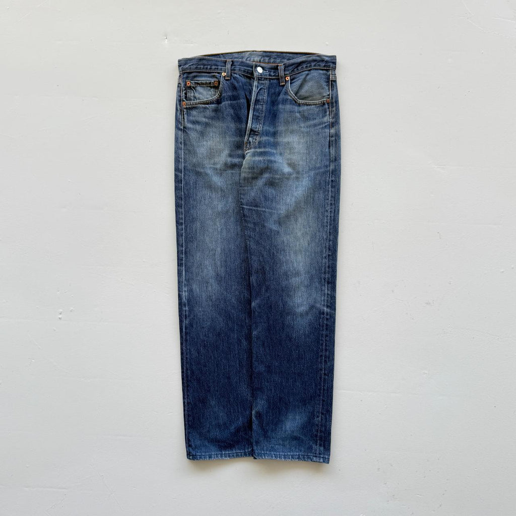 Blue Levi's Denim Straight Leg 90's Vintage Jeans - 32” x 31”
