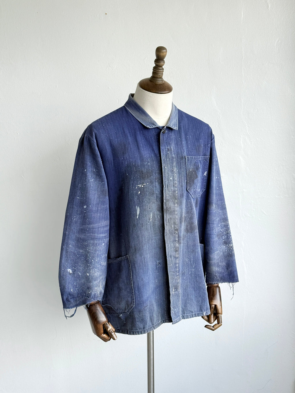 Thrashed Blue French Vintage Workwear Chore Jacket CH371