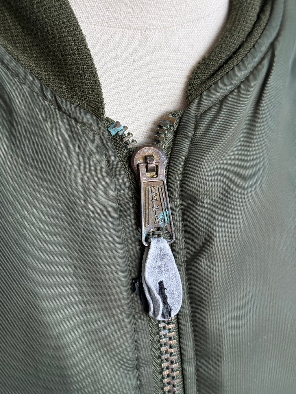 Olive Green MA-1 Style 90's Vintage Bomber Jacket - Medium