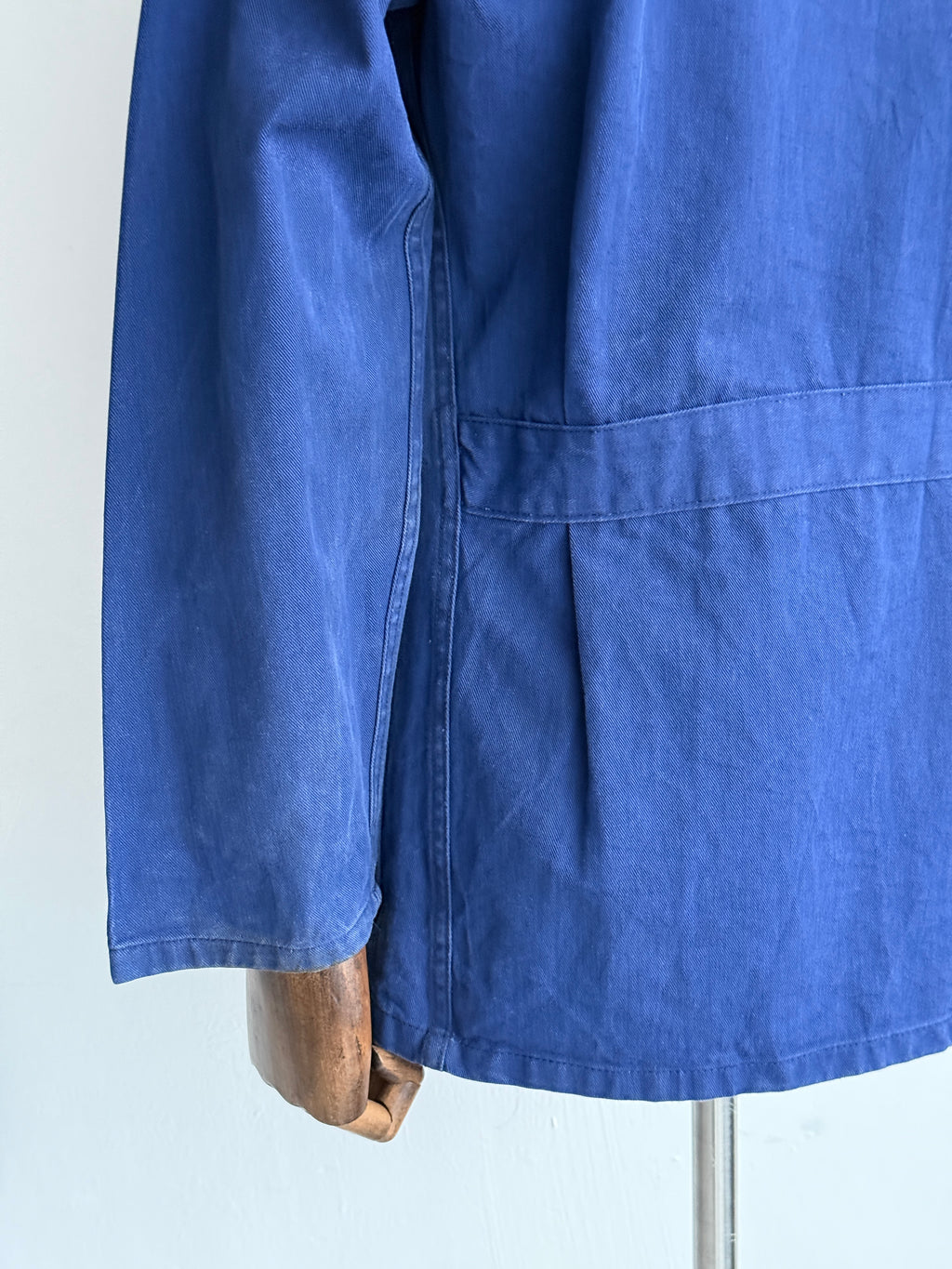 Faded Blue French Vintage 1960's Workwear Chore Jacket CH517 - Medium