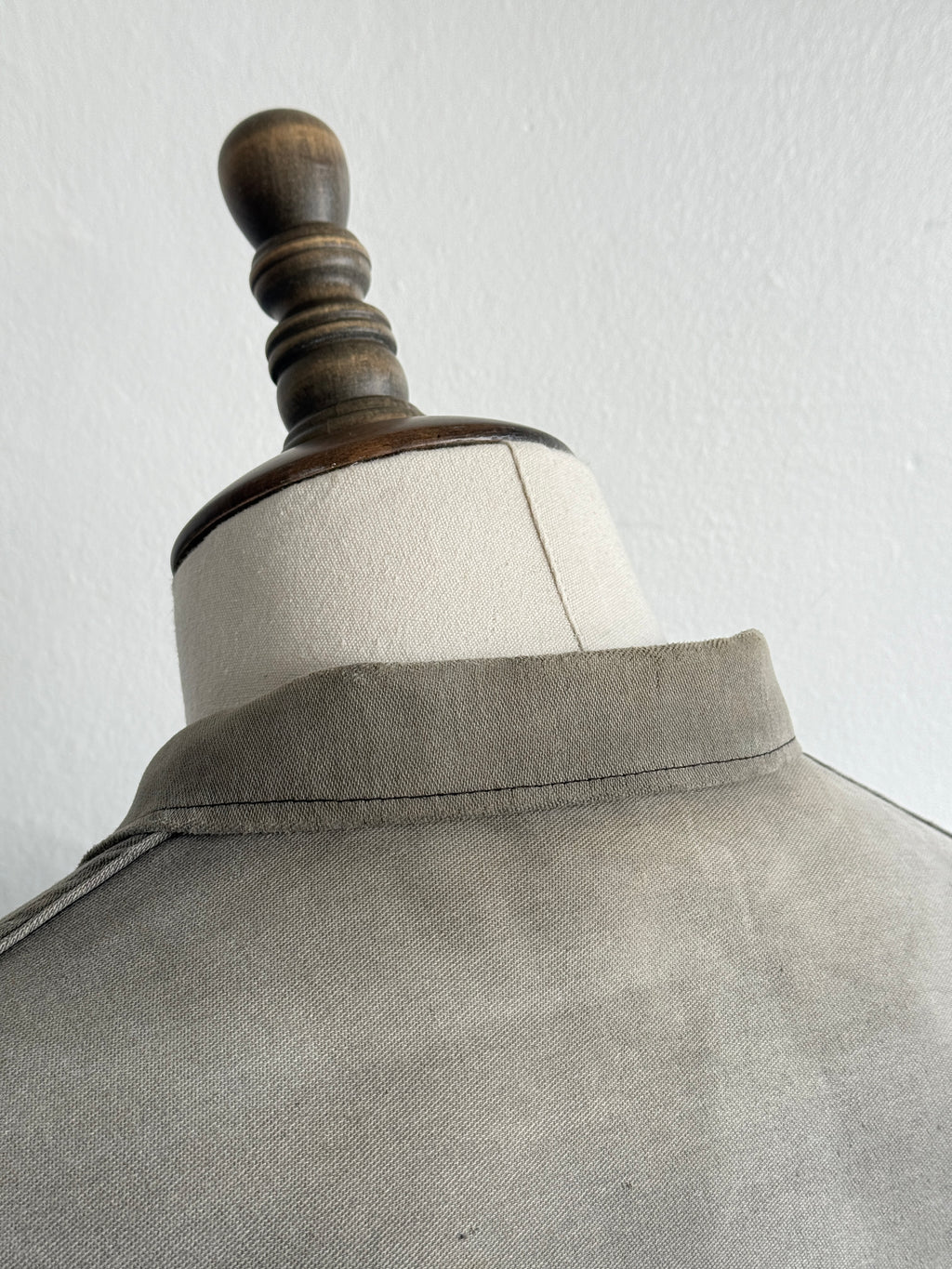 Thrashed Grey French Moleskin 1960s/70s Vintage Chore Jacket CH538 - Small