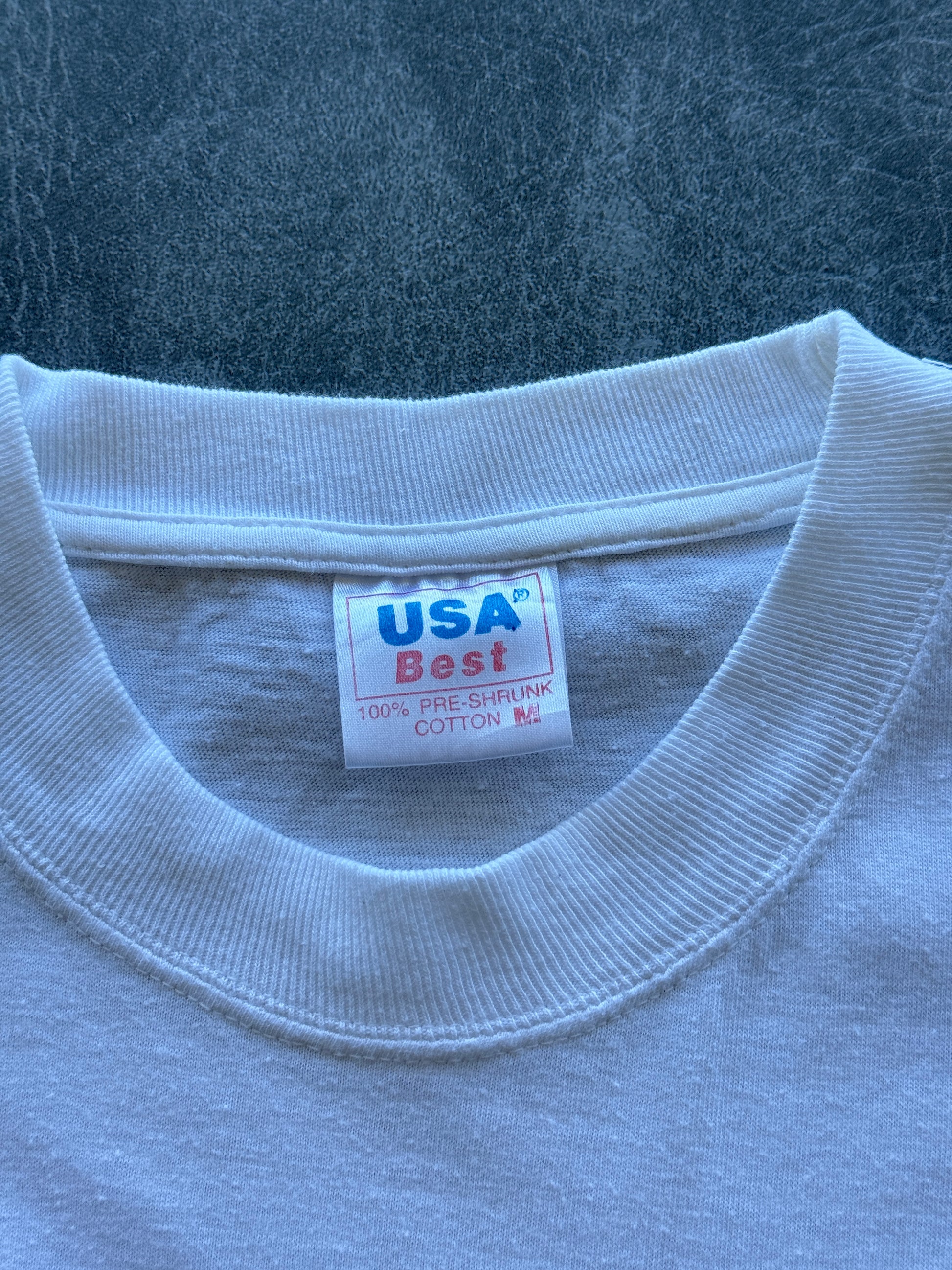 White St. Maarten Netherlands Antilles 90's Vintage Tourist Graphic T-Shirt - Me