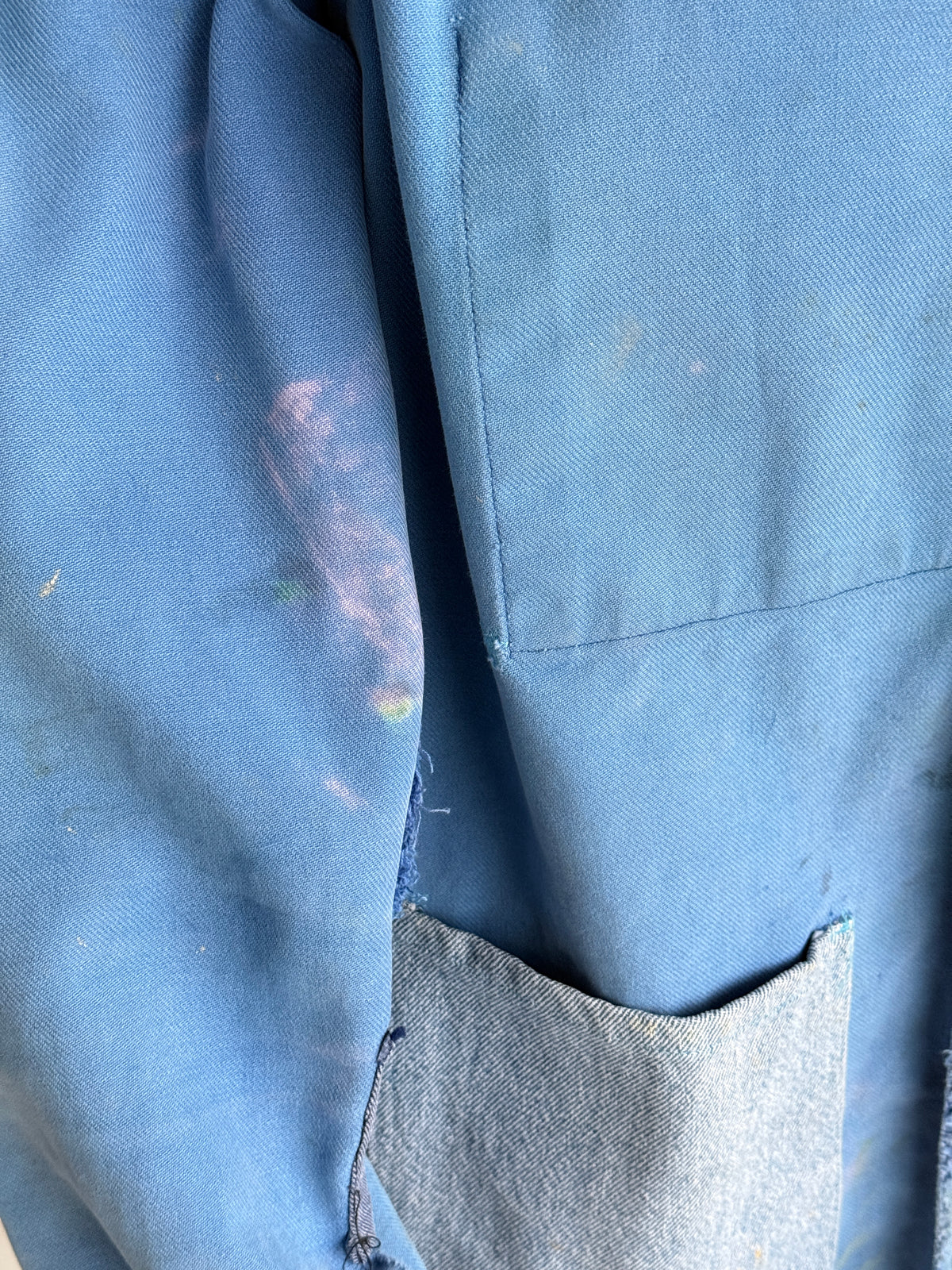 Thrashed Blue French 1970's Vintage Workwear Chore Jacket CH550 - Medium