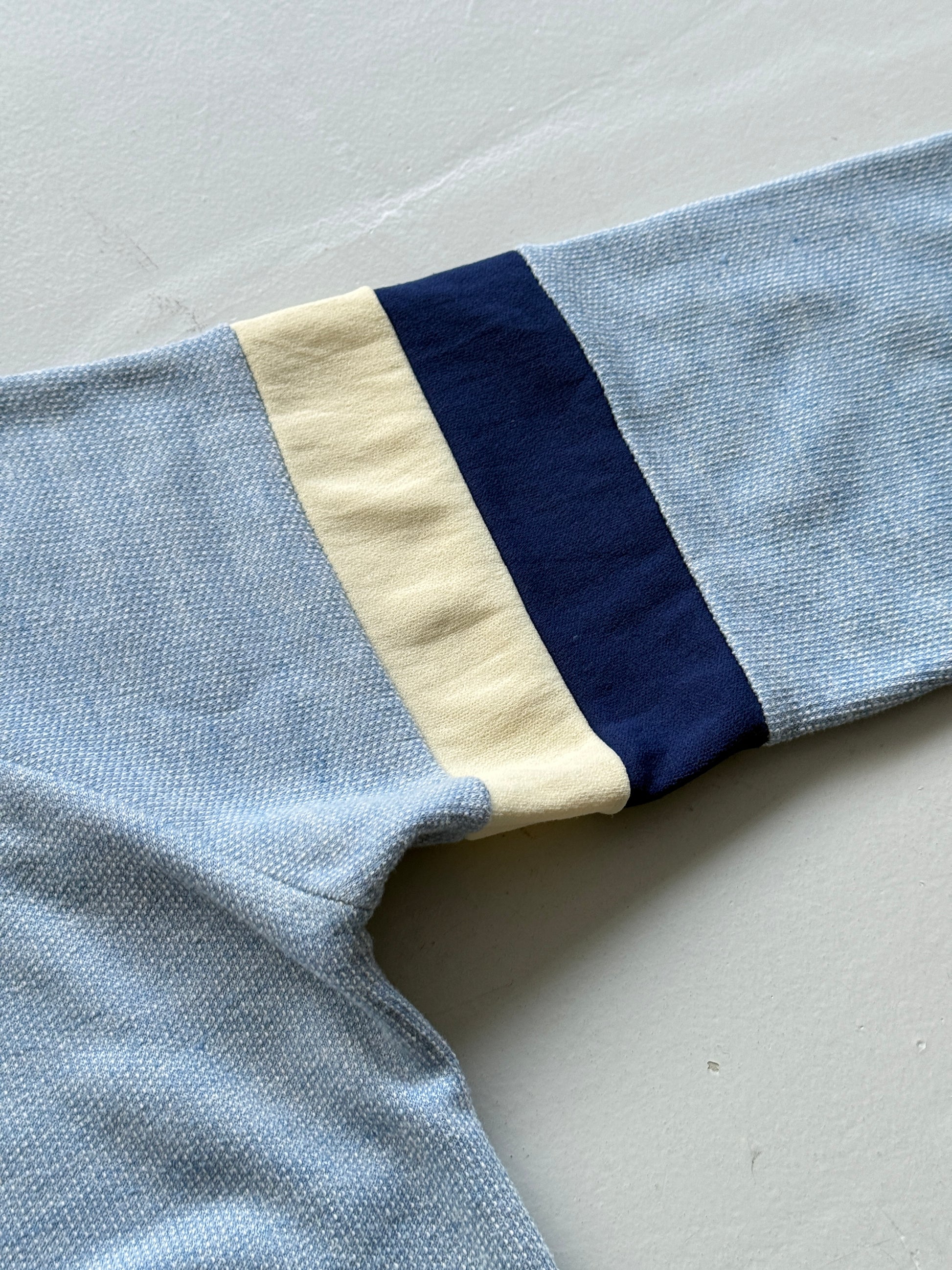 Light Blue La Ciqoqne 80's Vintage Graphic Olympic Sweatshirt Jumper - Medium