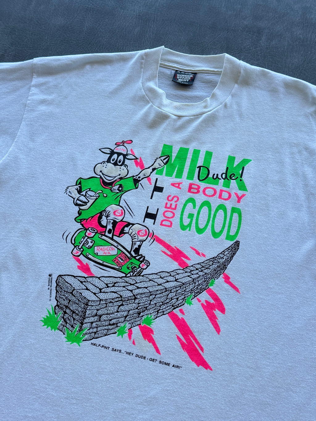 White Half-Pint Milk Skate 90's Vintage Single Stitch Graphic T-Shirt - Large