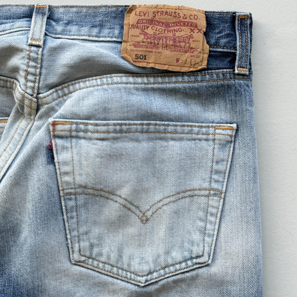 Levi's 501 Denim Straight Leg Y2K Acid Wash Vintage Jeans - 29” x 32”