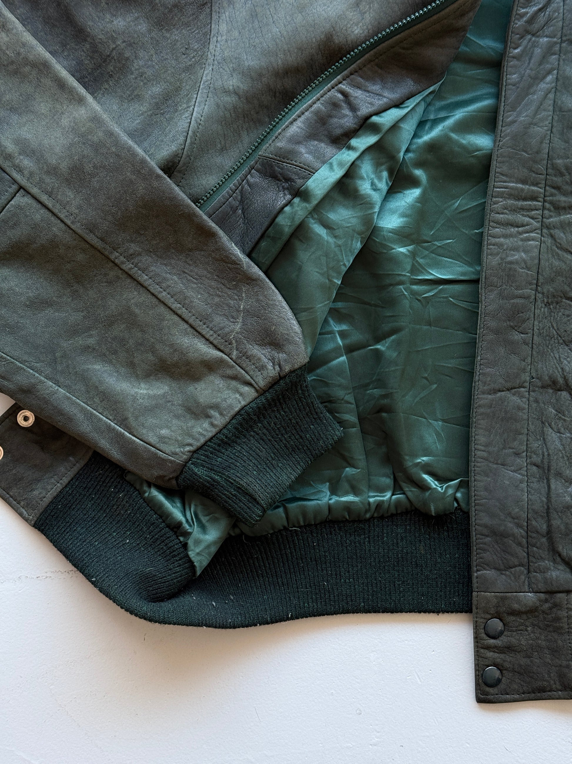 Green MGM Grand 90s Vintage Leather A2 Jacket - XL