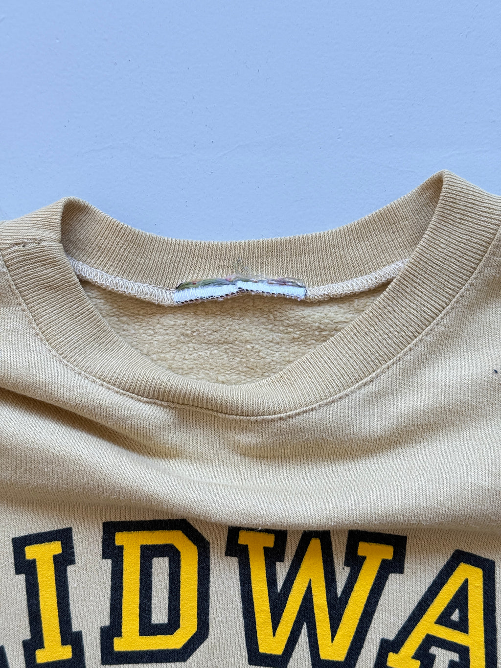 Yellow Midway 80's Vintage Army Graphic Sweatshirt - Medium