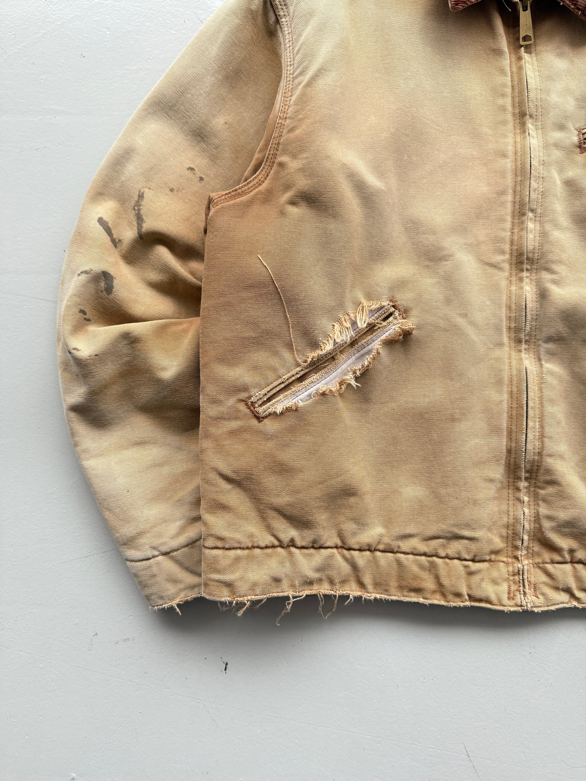 Faded Cream Carhartt 90's Vintage Thrashed  Detroit Jacket - Large
